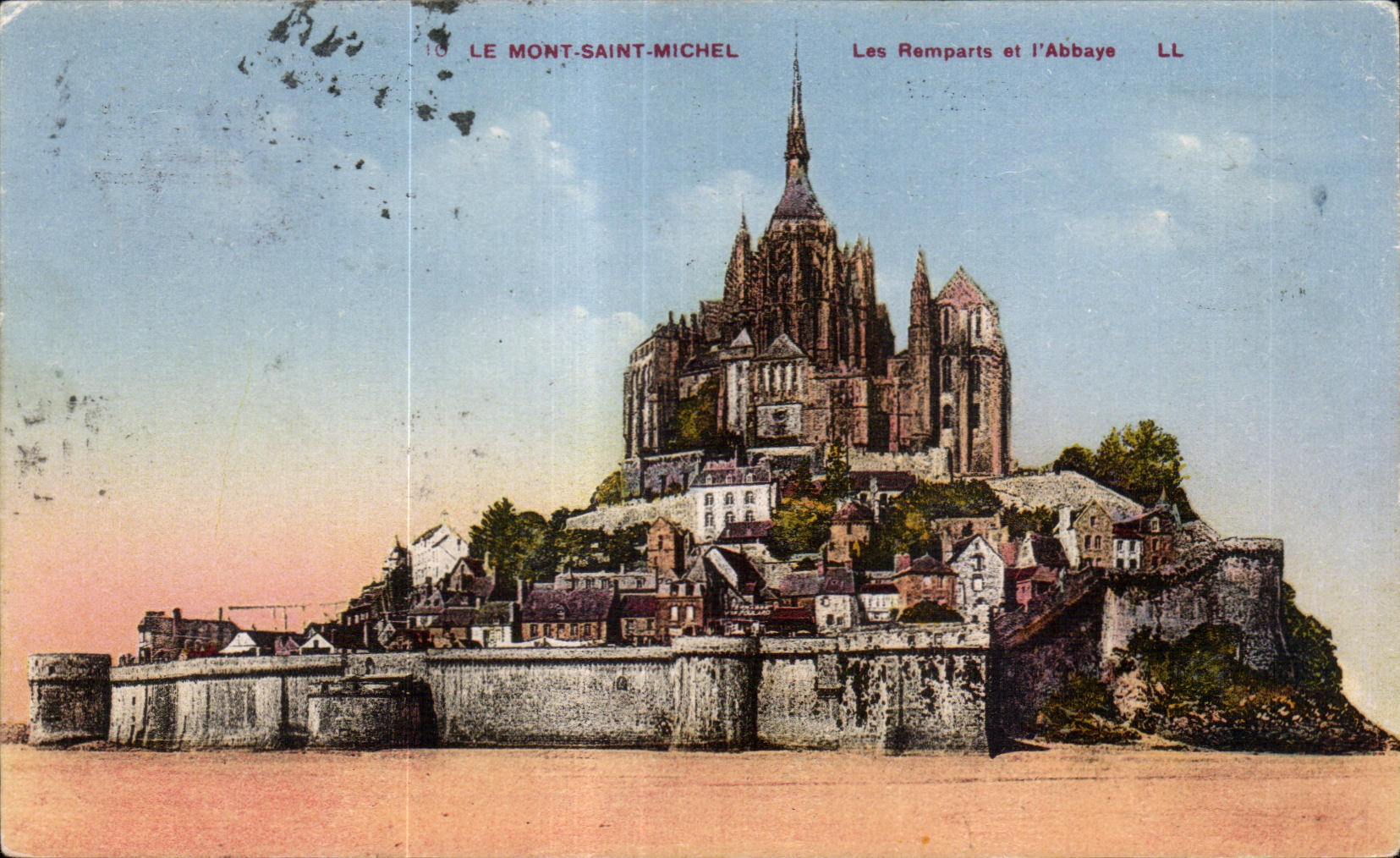 Le Mont-Saint-Michel — Les Remparts et l'Abbaye — LL