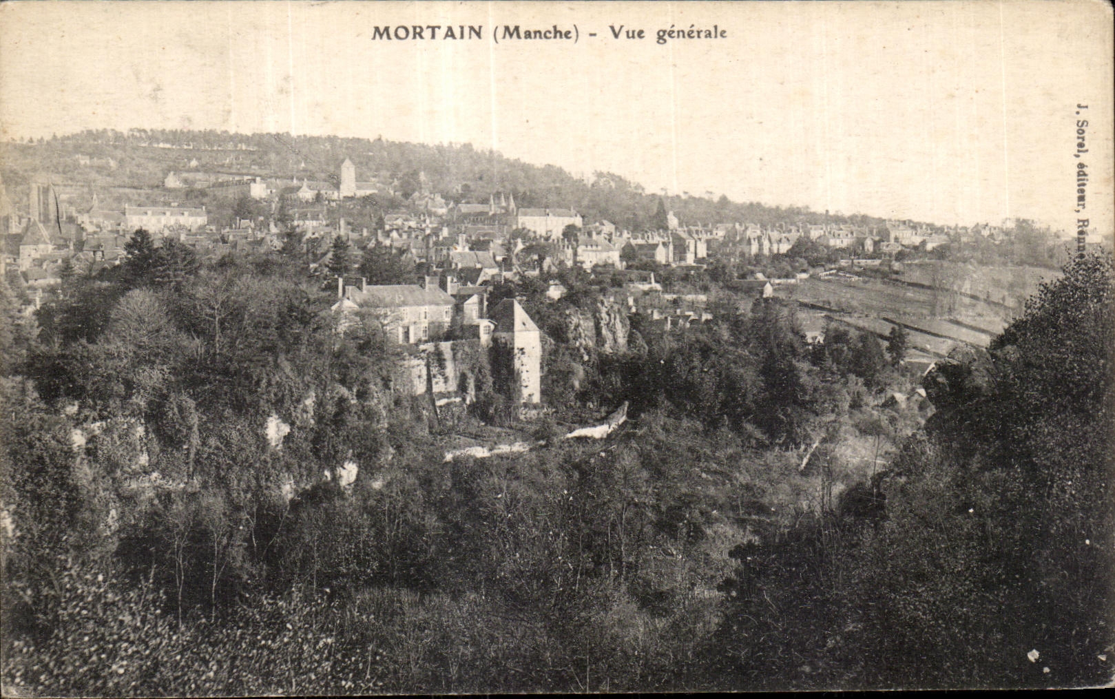CPA Mortain Manche Vue generale