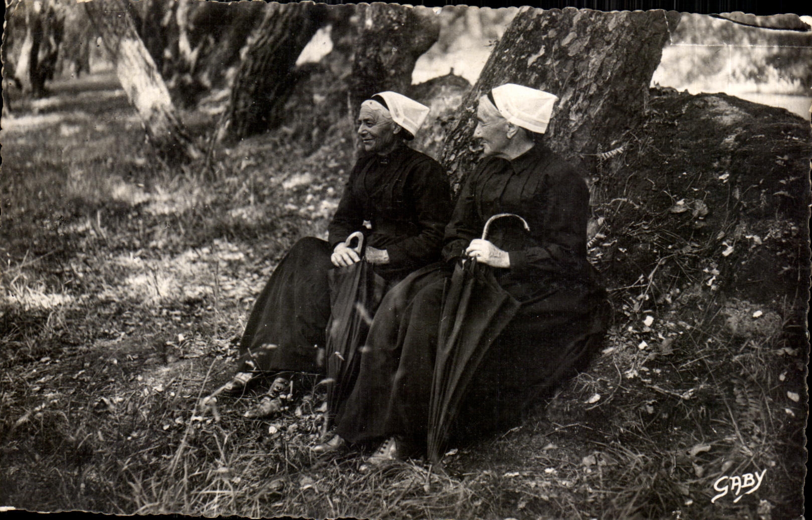 CPSM Ile De Noirmoutier (Vendee) Coiffes Noirmoutrines Folklore Costume