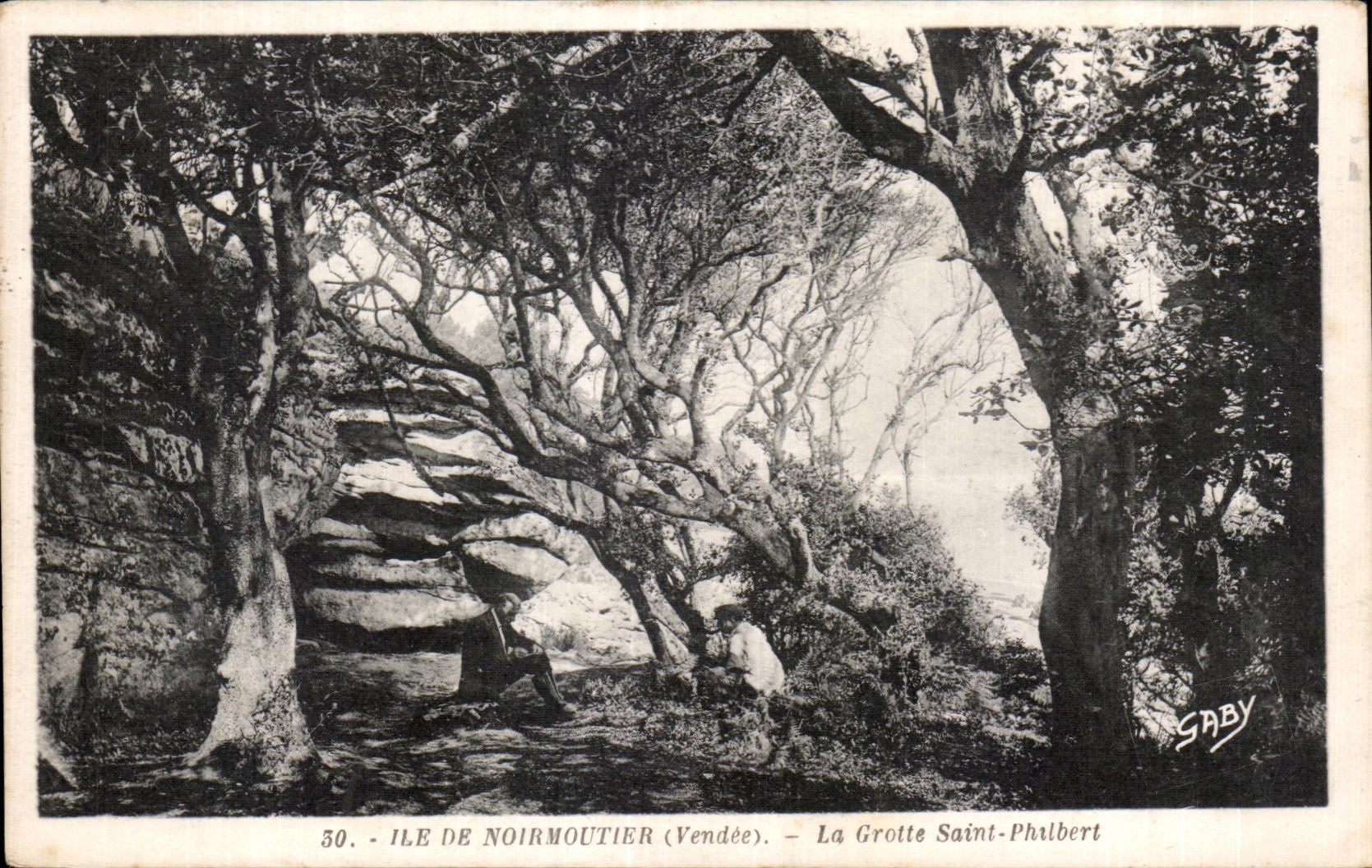 Ile de Noirmoutier (Vendée) — La Grotte Saint-Philbert — Éditeur Gaby, n° 50