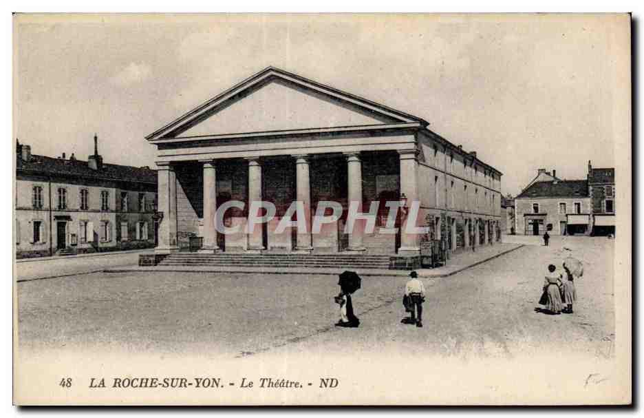 CPA La Roche Sur Yon Le Theatre