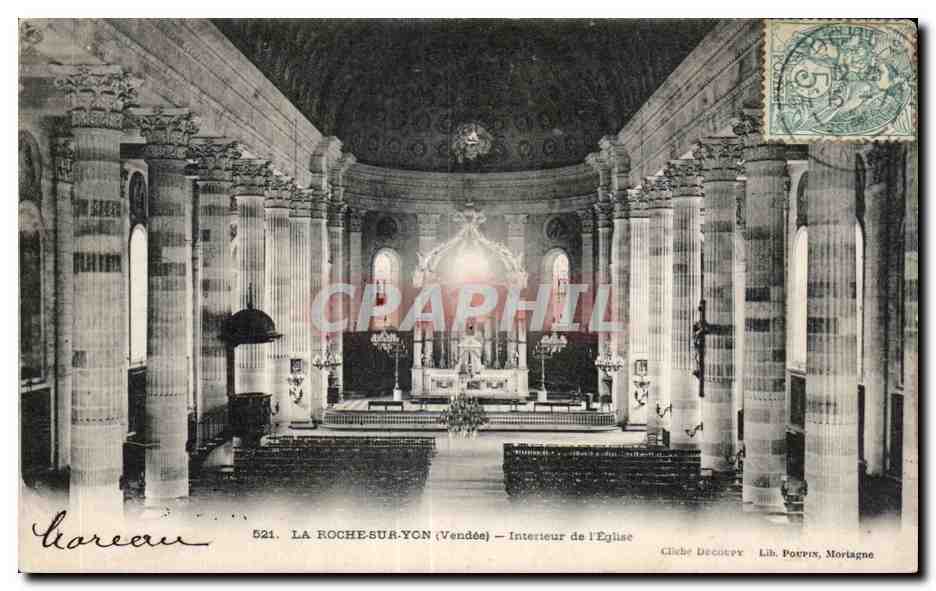 CPA La Roche Sur Yon Eglise Interieur de I Eglise
