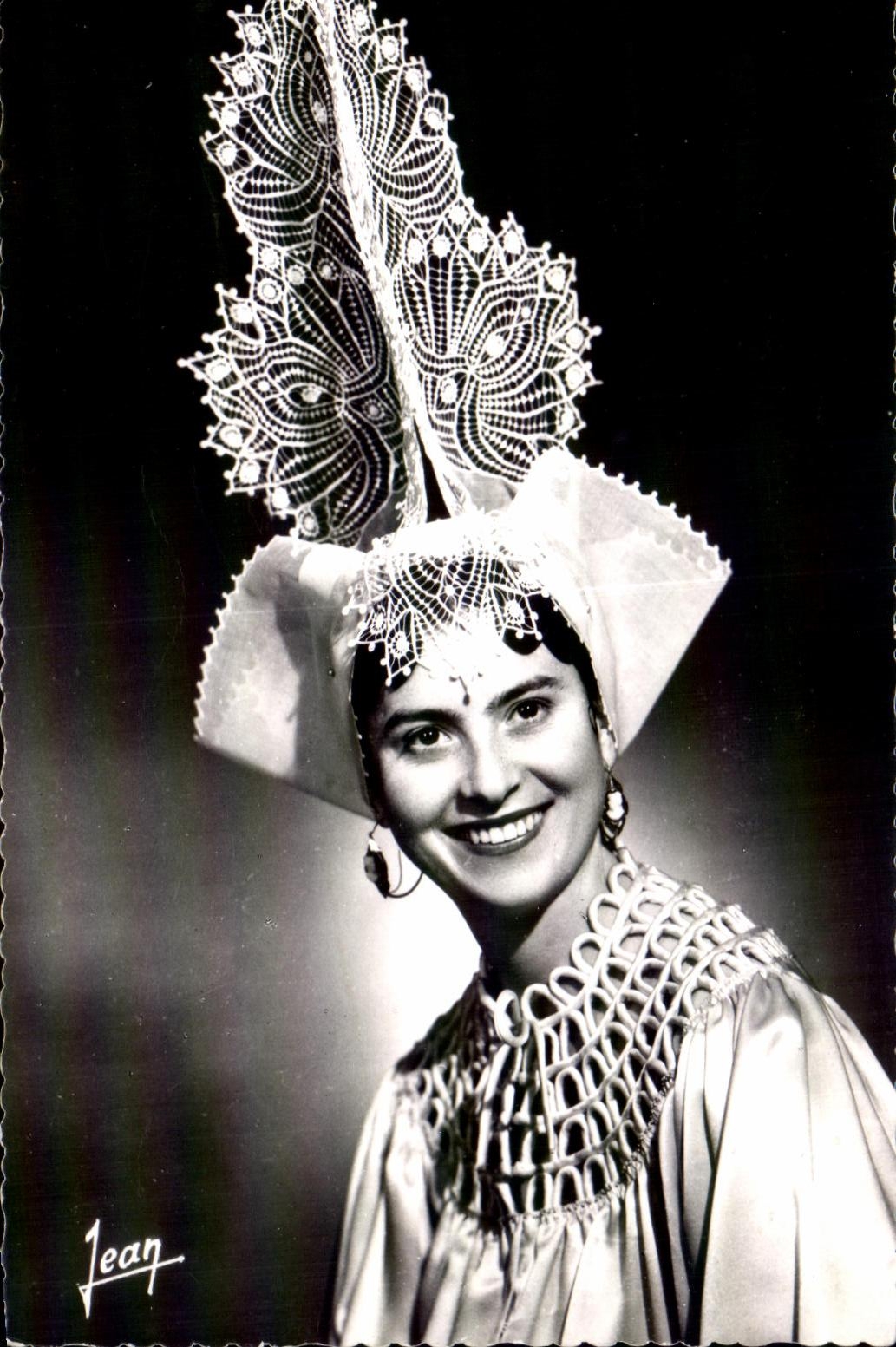 Costume of Sables-d'Olonne — La Vendée — Publisher Jean, n° 1314