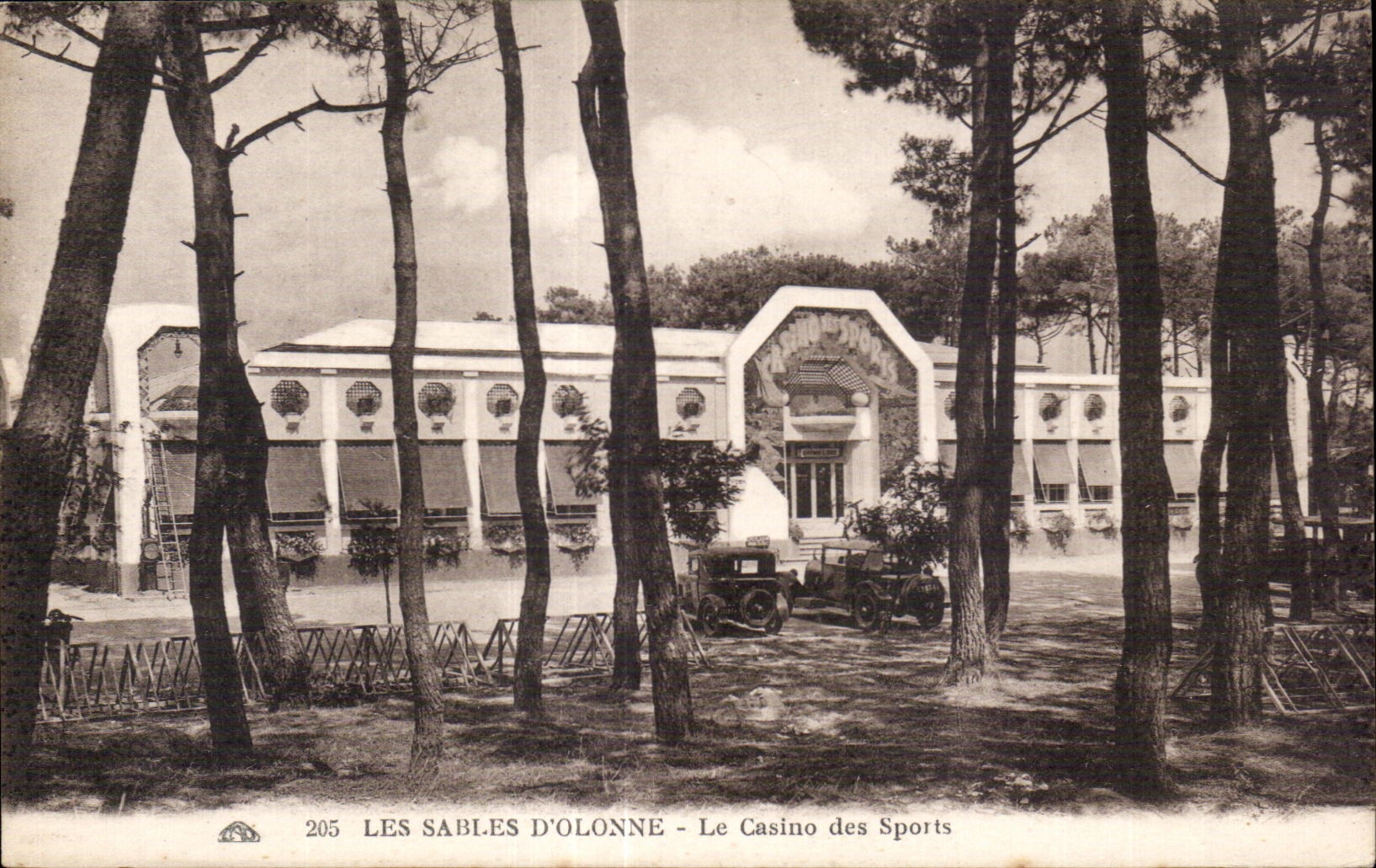 CPA Les Sables D olonne Le casino des sports