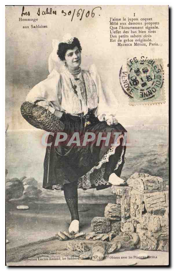 CPA Les Sables D olonne j ime le jupon coquet mele aux dessous proprets Que l Ecourtement Folklore