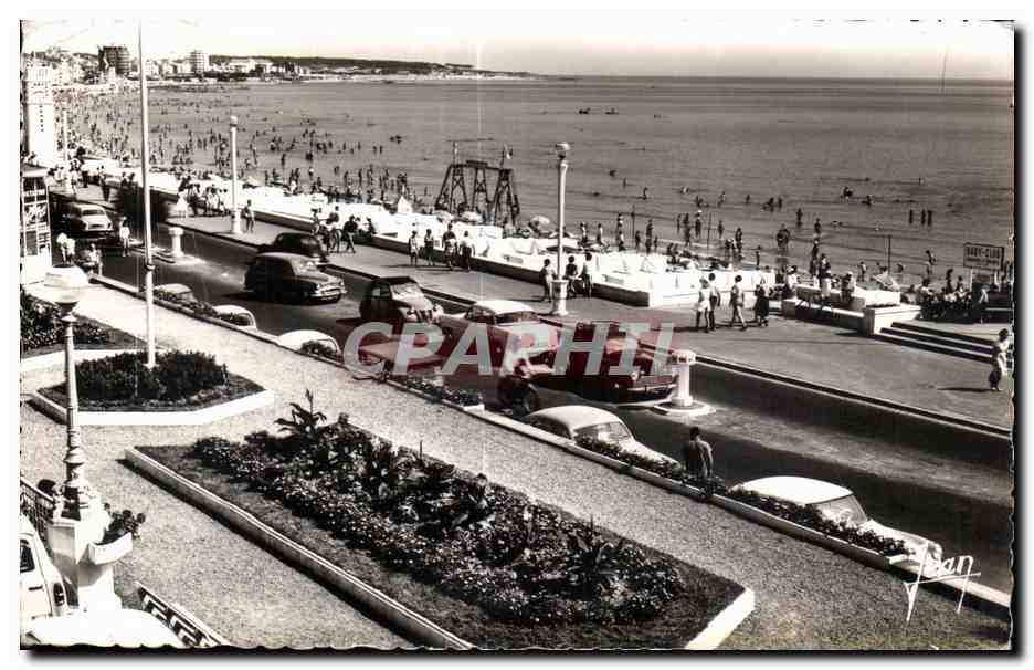 Les Sables-d'Olonne — La Plage et le Remblai — Les Éditions CPAPHIL