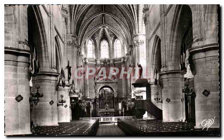 Intérieur de la cathédrale Notre-Dame de Bon Port — Les Sables-d'Olonne (Vendée) — Éditions Gaby
