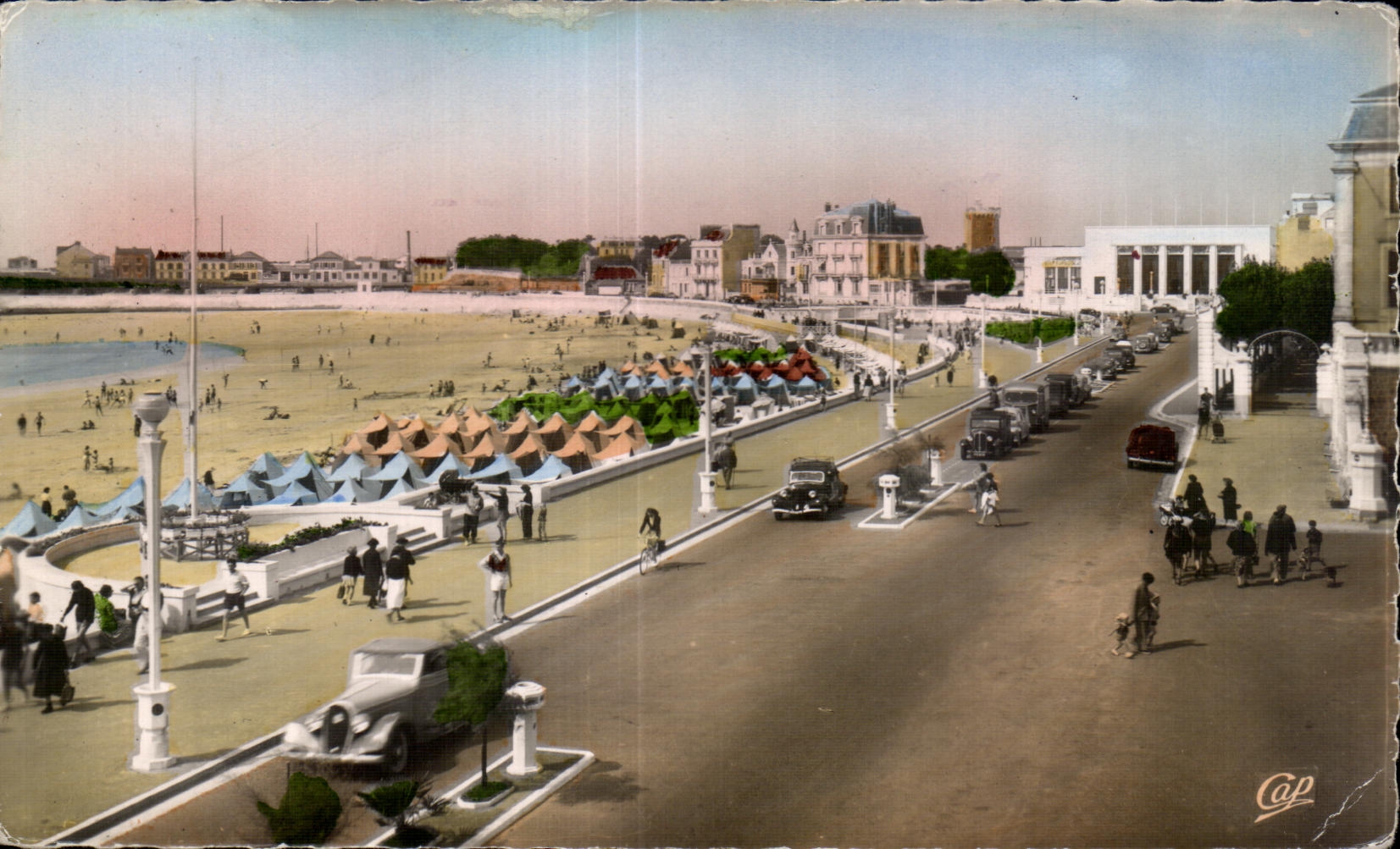 Les Sables-d'Olonne — Le Remblai vers le Casino — Cap