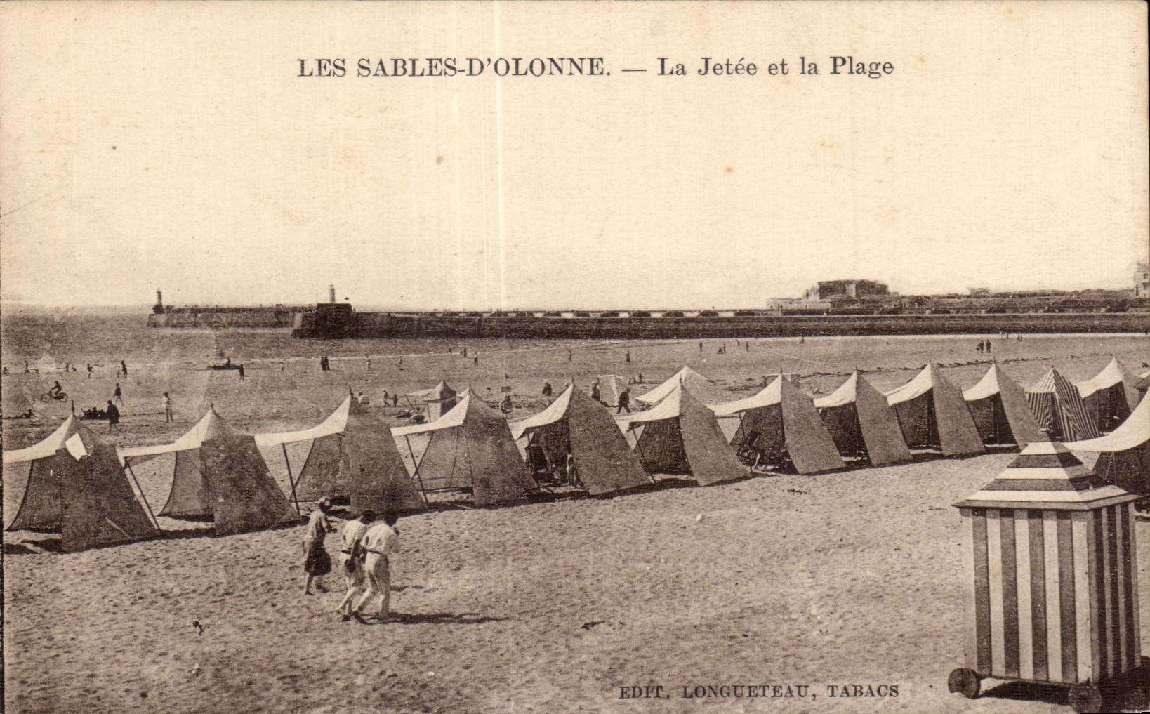 Les Sables-d'Olonne — La Jetée et la Plage — Édit. Longueteau, Tabacs