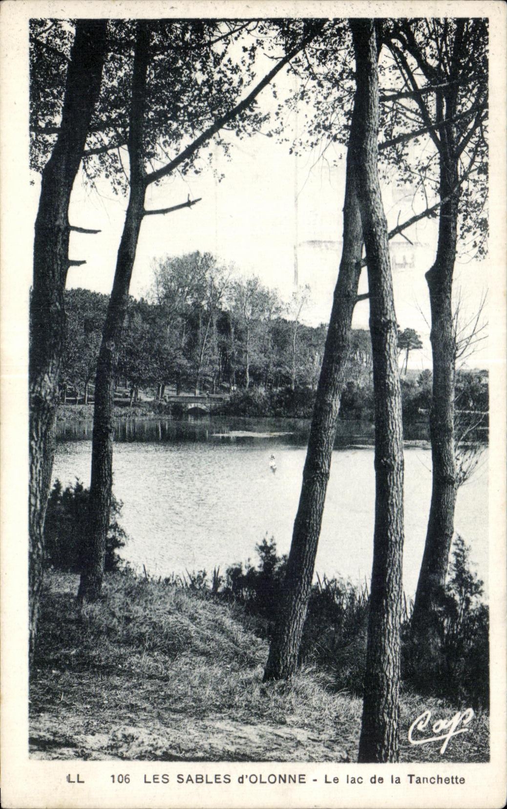 CPA Les Sables d Olonne Le lac de la Tanchette