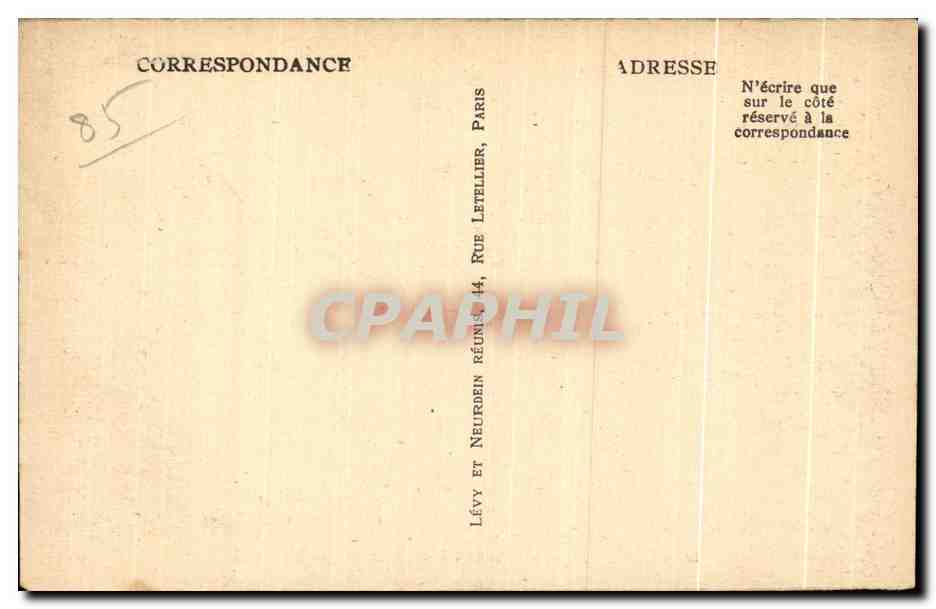 CPA Lucon palais de l Eveche vu du jardin — Rückseite