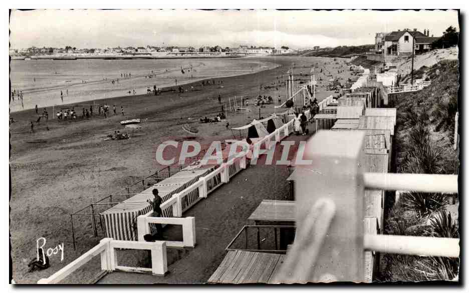 CPA Saint gilles sur vie ensemble de la plage