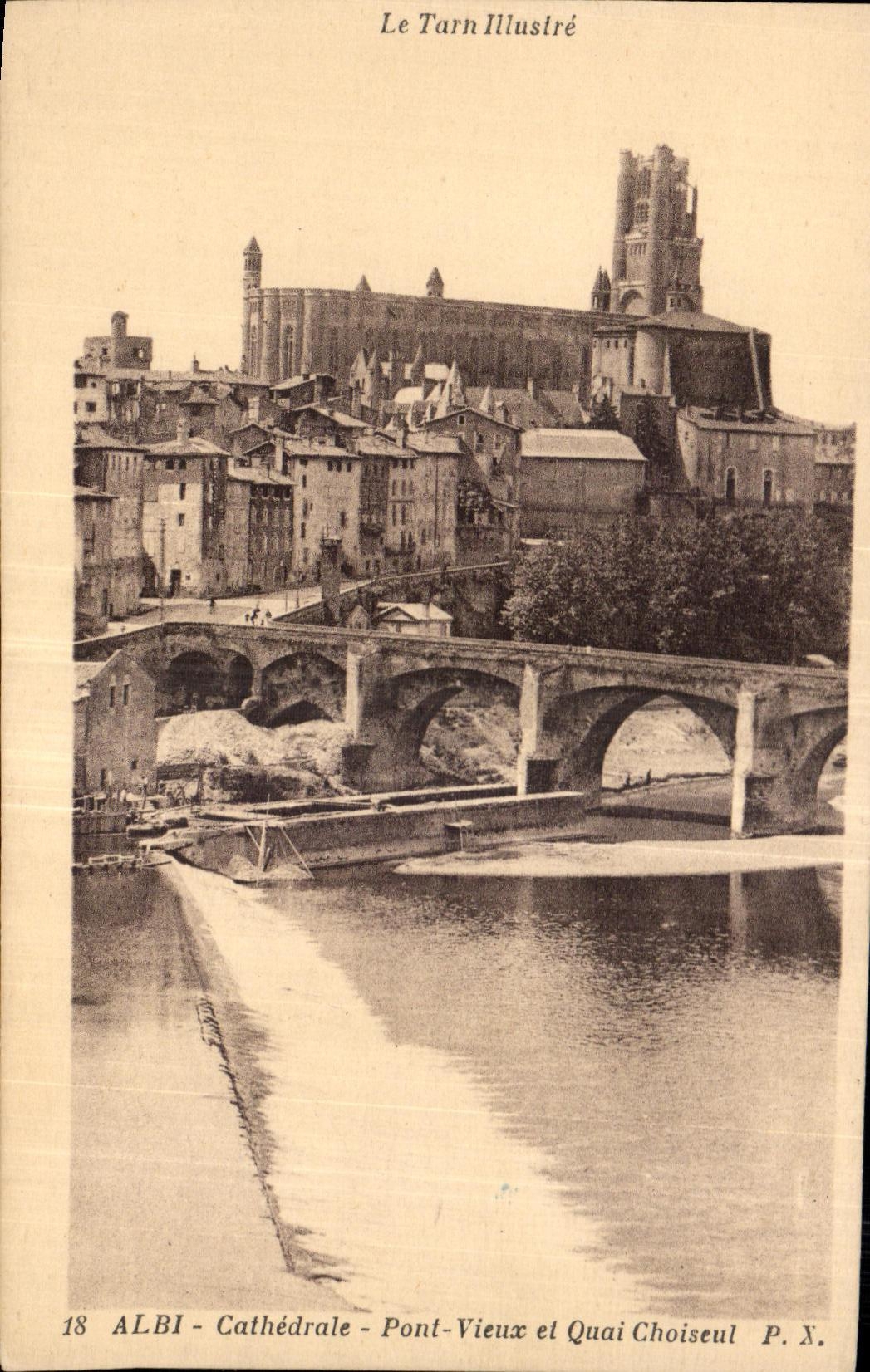CPA Albi Cathedrale Pont Vieux et Quai Choiseul