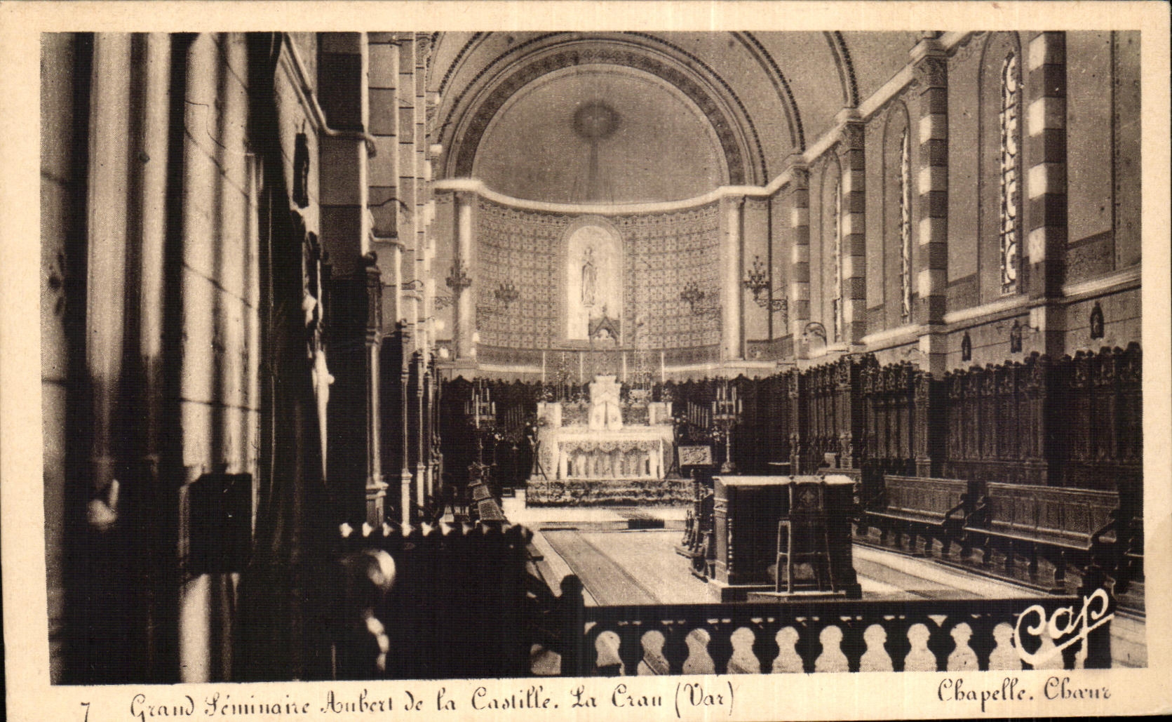 CPA La Crau Grand seminaire Aubert de la CAstille Chapelle Choeur 