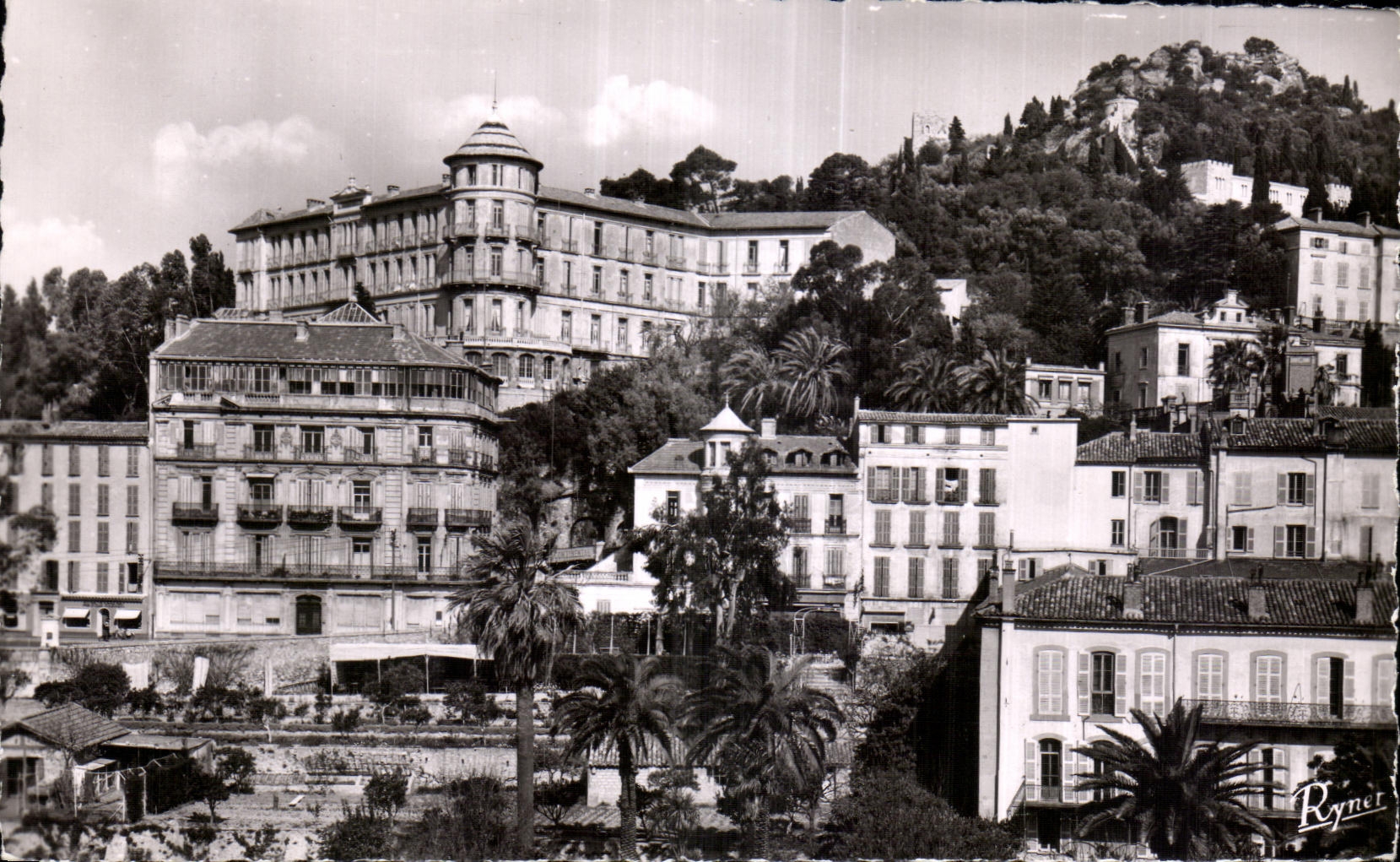 Hyères-les-Palmiers — L'Hôtel Continental — Éditions de la Libération