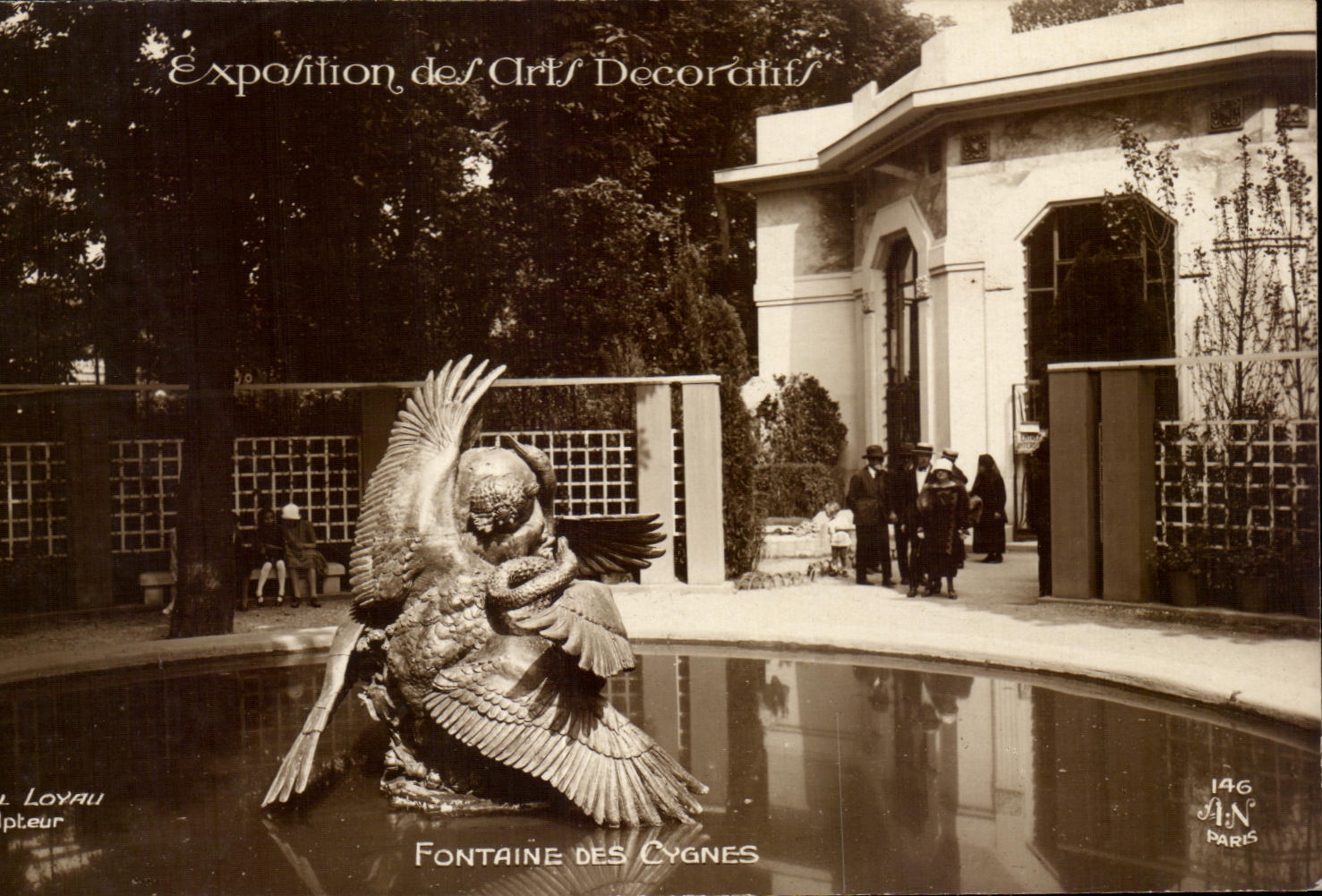 Fontaine des Cygnes — Exposition des Arts Décoratifs — L. Loyau, sculpteur, Paris