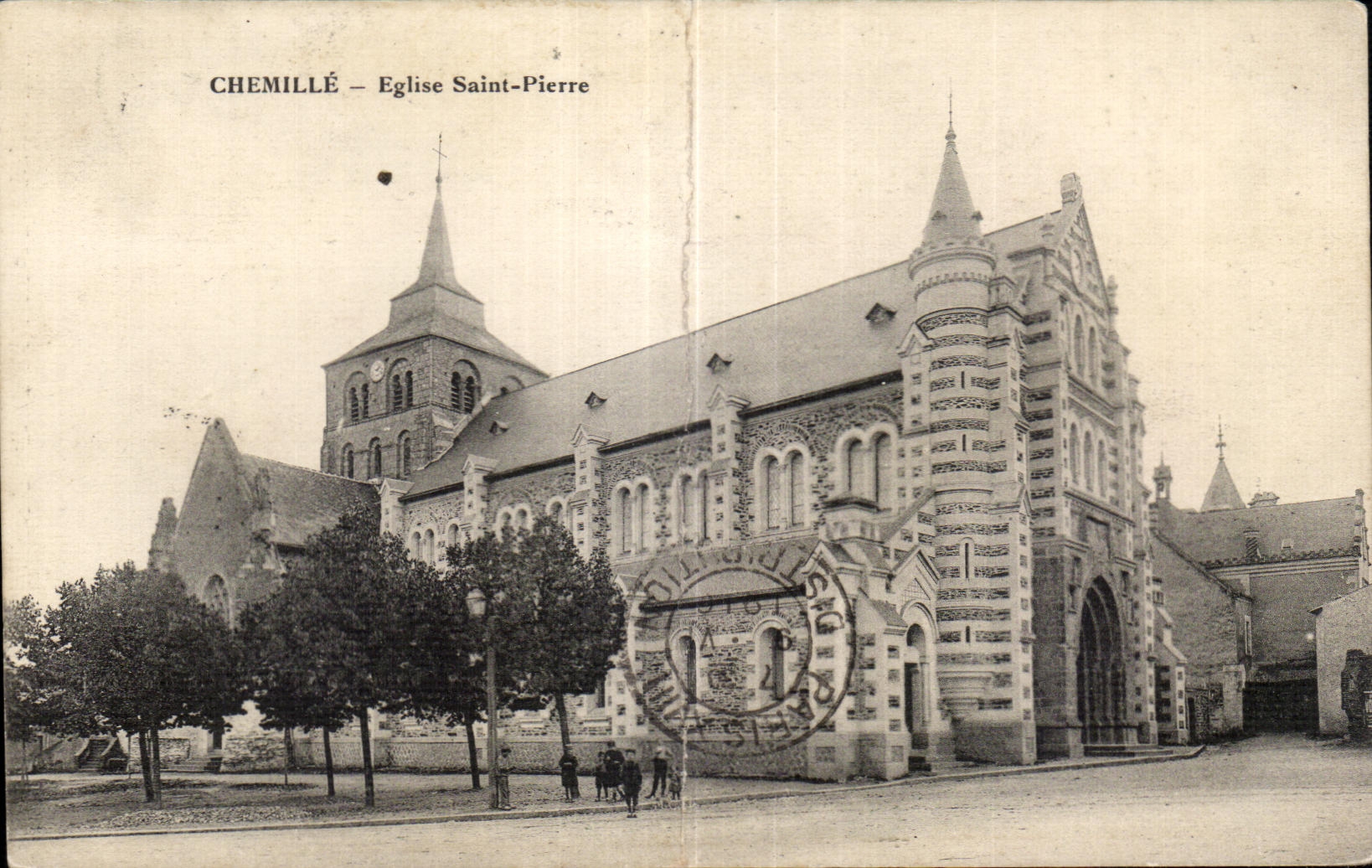 CPA Chemille Eglise Saint Pierre