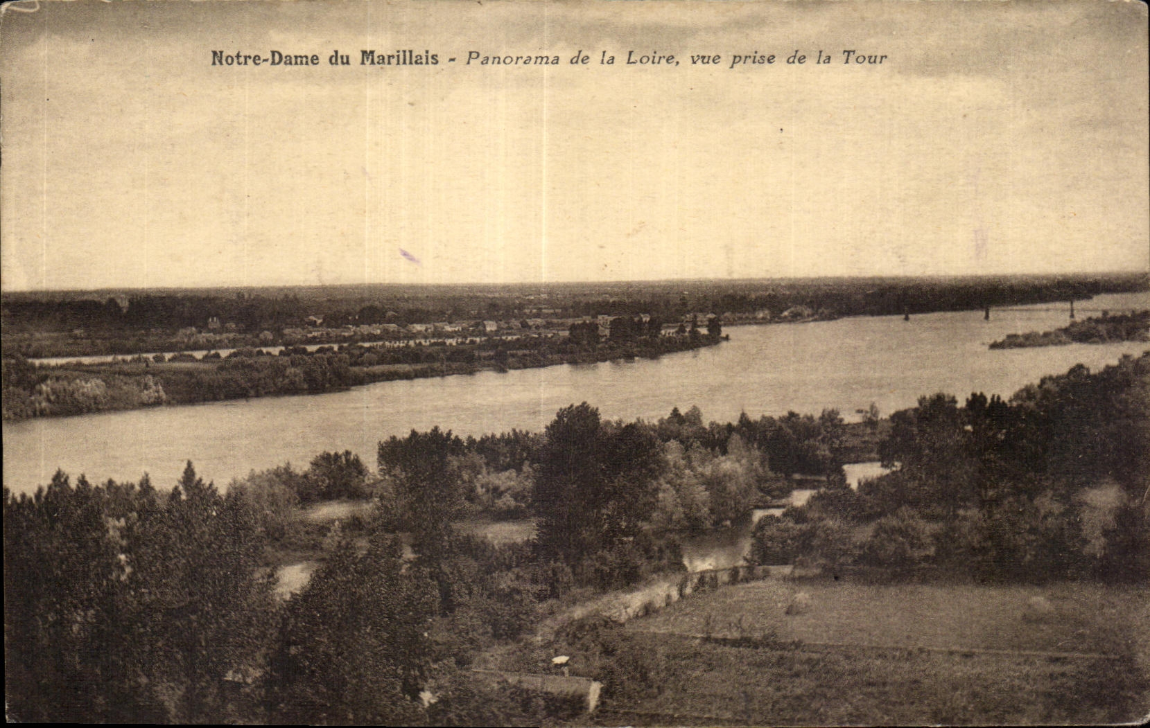 CPA Notre Dame du Marillais Panorama de la Loire vue Prise de la Tour