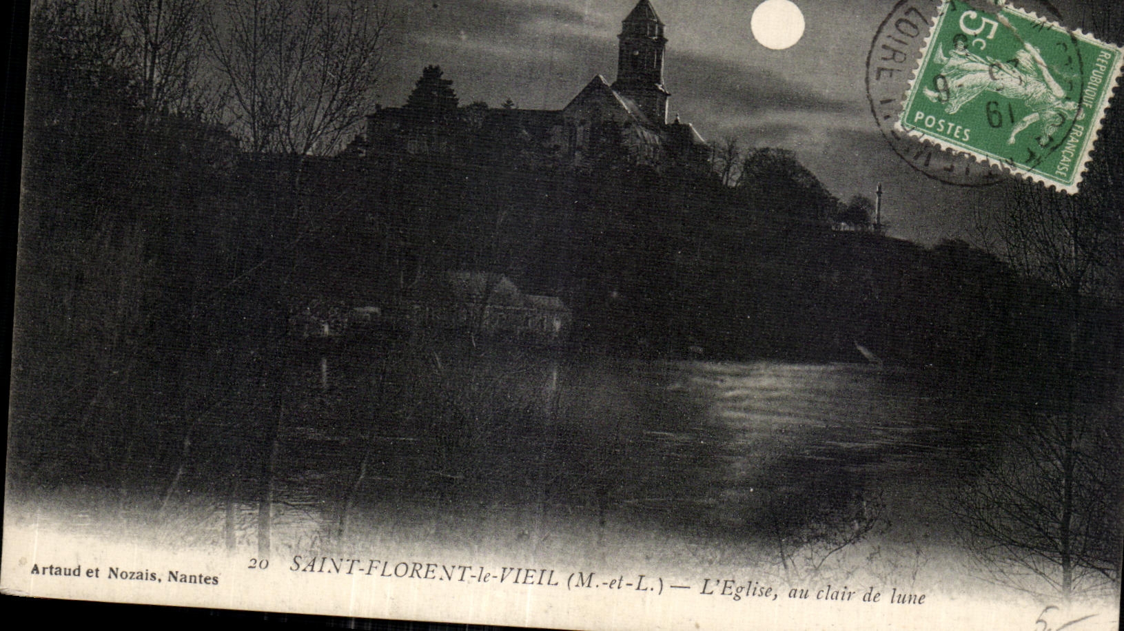 CPA Saint Florent le Vieil L Eglise au Clair de lune
