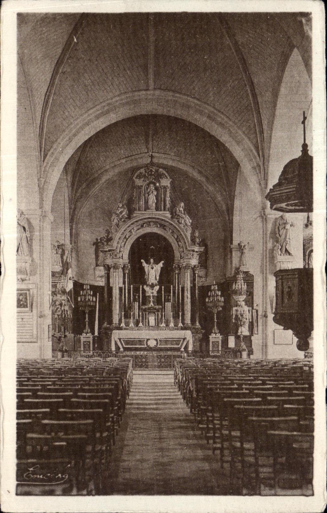 Baugé (M.-&-L.) — Intérieur de l'Église — éditeur Baugé (M.-&-L.)
