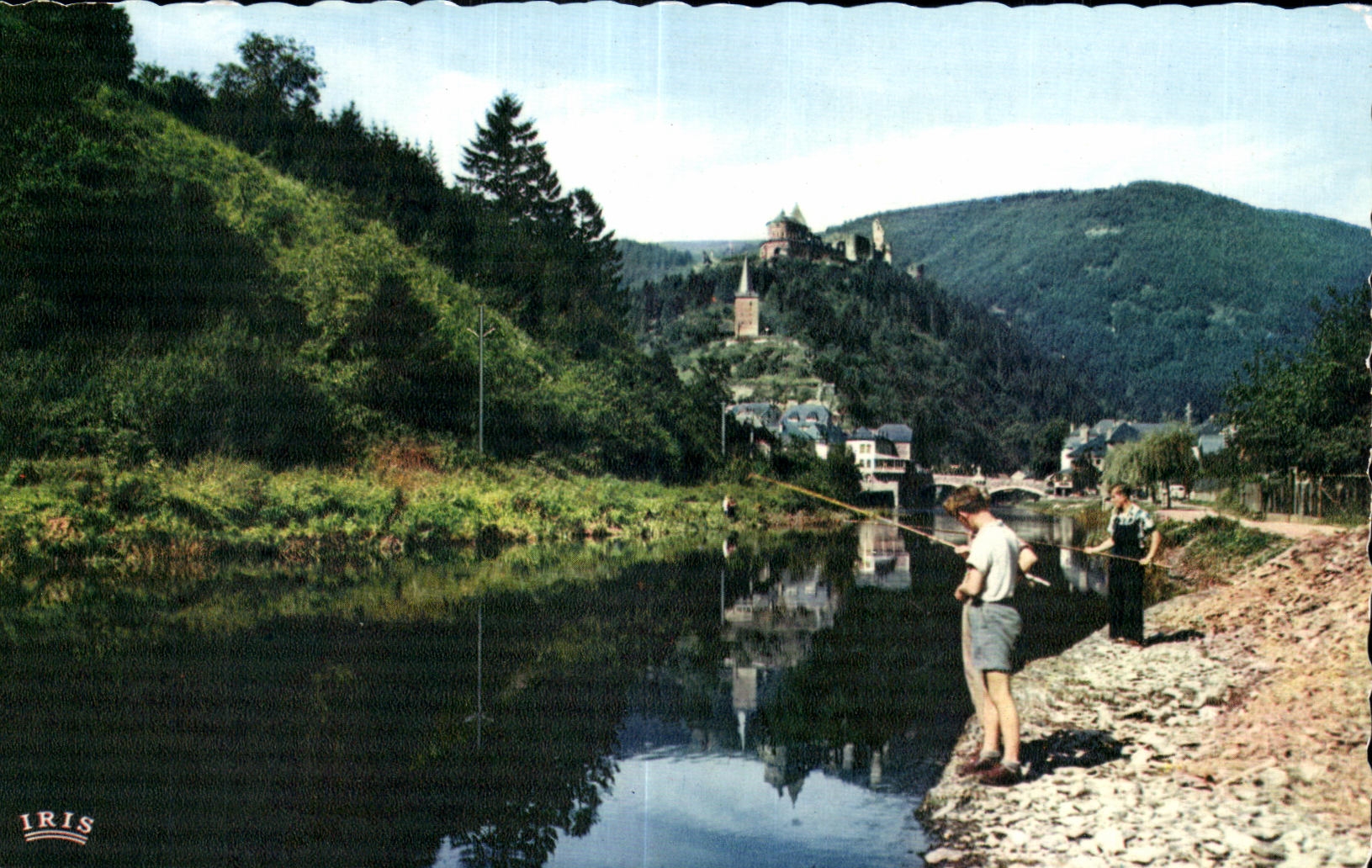 CPA Vianden L Our et la Chateau Luxembourg 