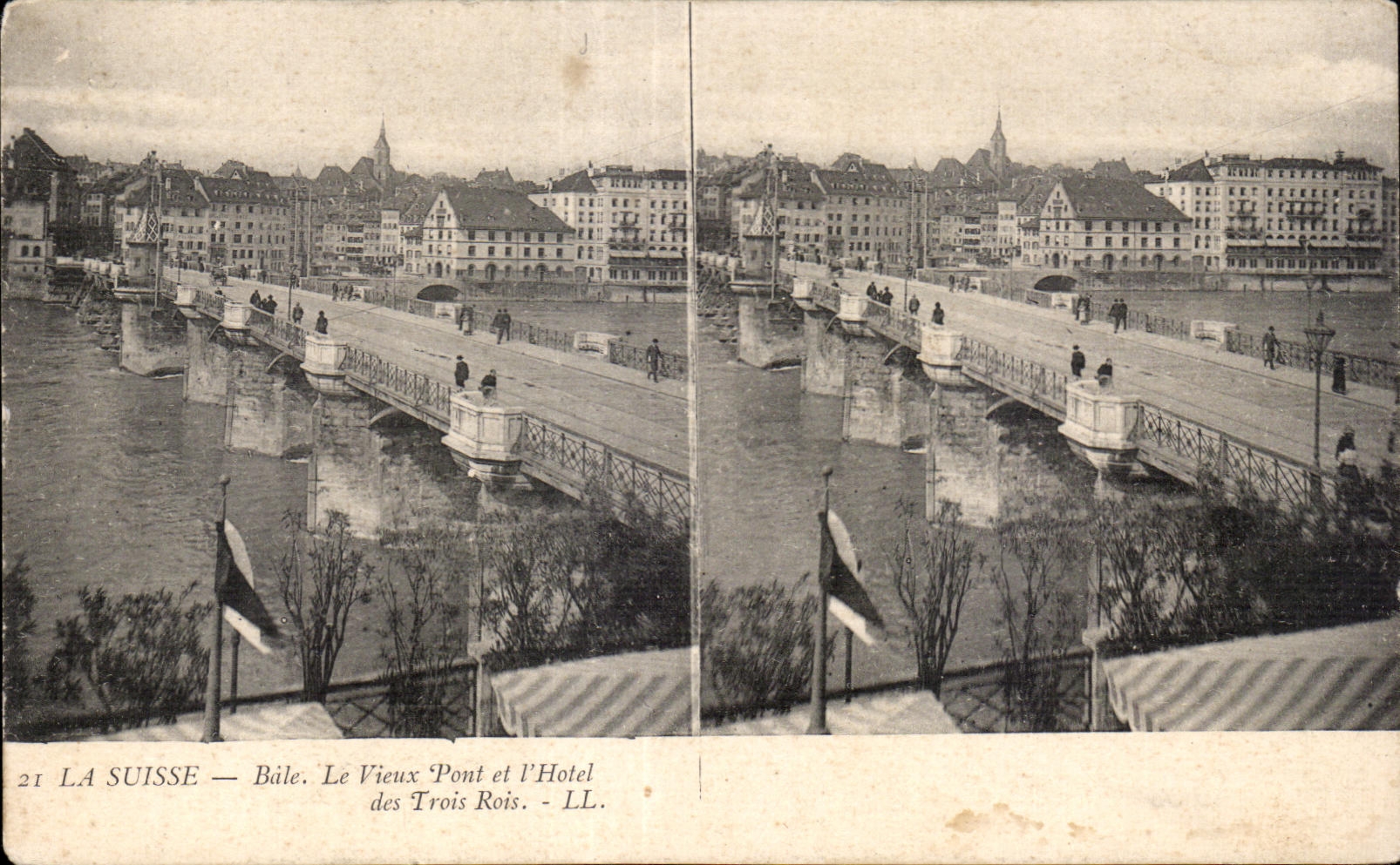 CPA La Suisse Bale Le Vieux Pont et I Hotel des Trois Rois