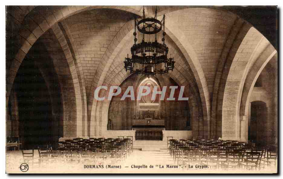 CPA Dormans (Marne) Chapelle de La Marne La Crypte