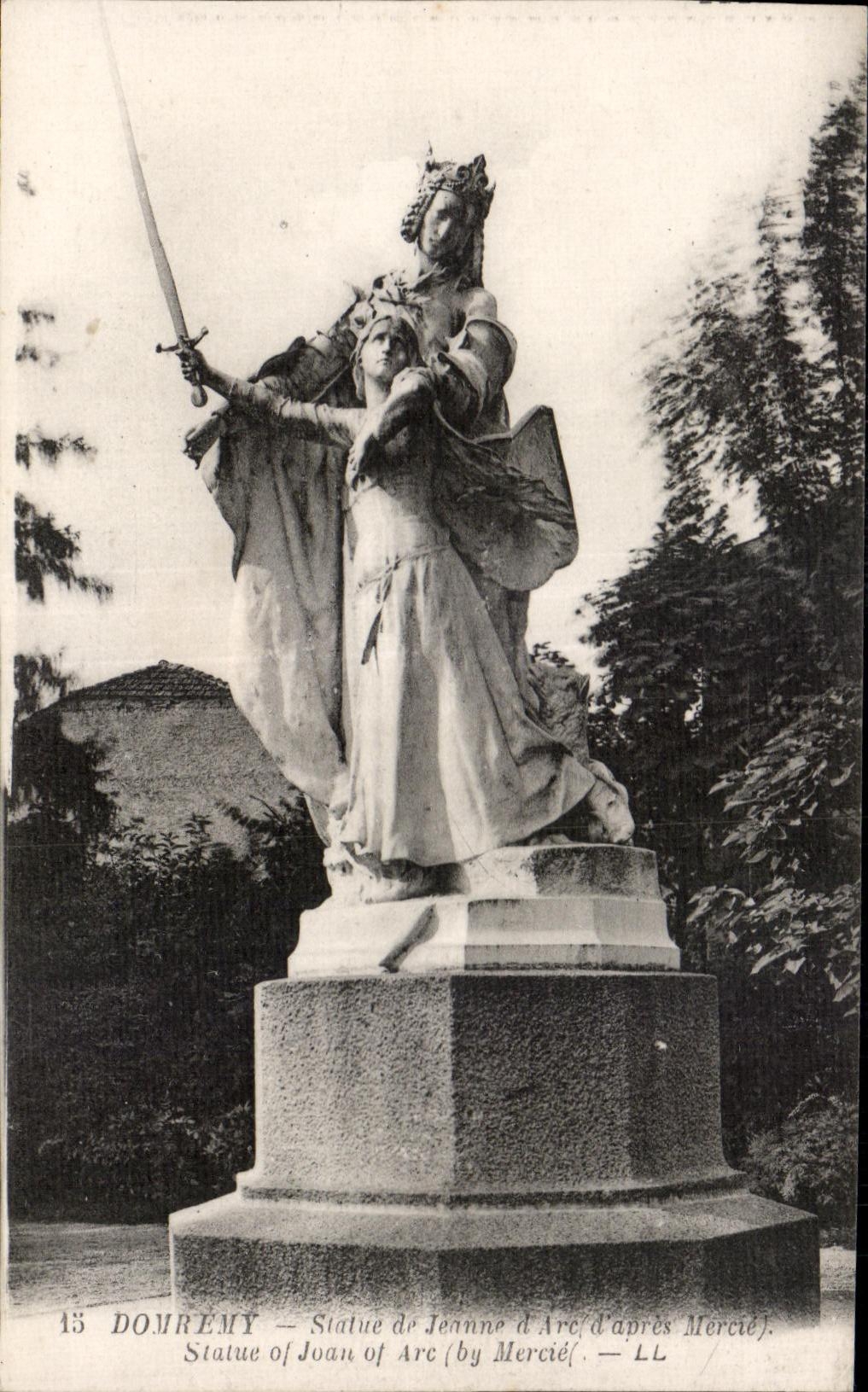 Dormémy — Statue de Jeanne d'Arc d'après Mercié — LL