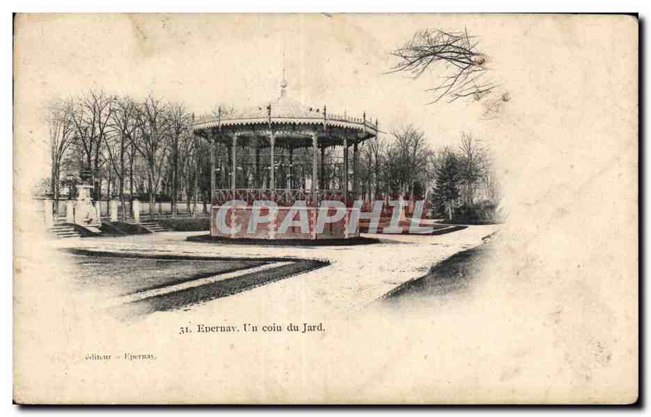 CPA Epernay Un coin du Jard