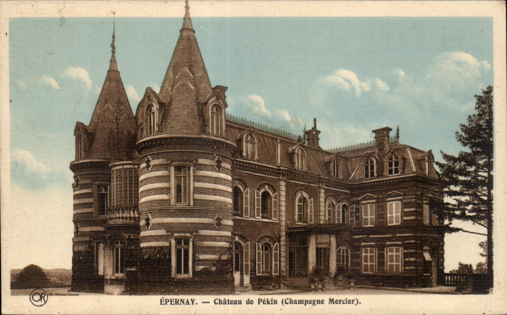 CPA Epernay Chateau de Pekin (Champagne Mercier)