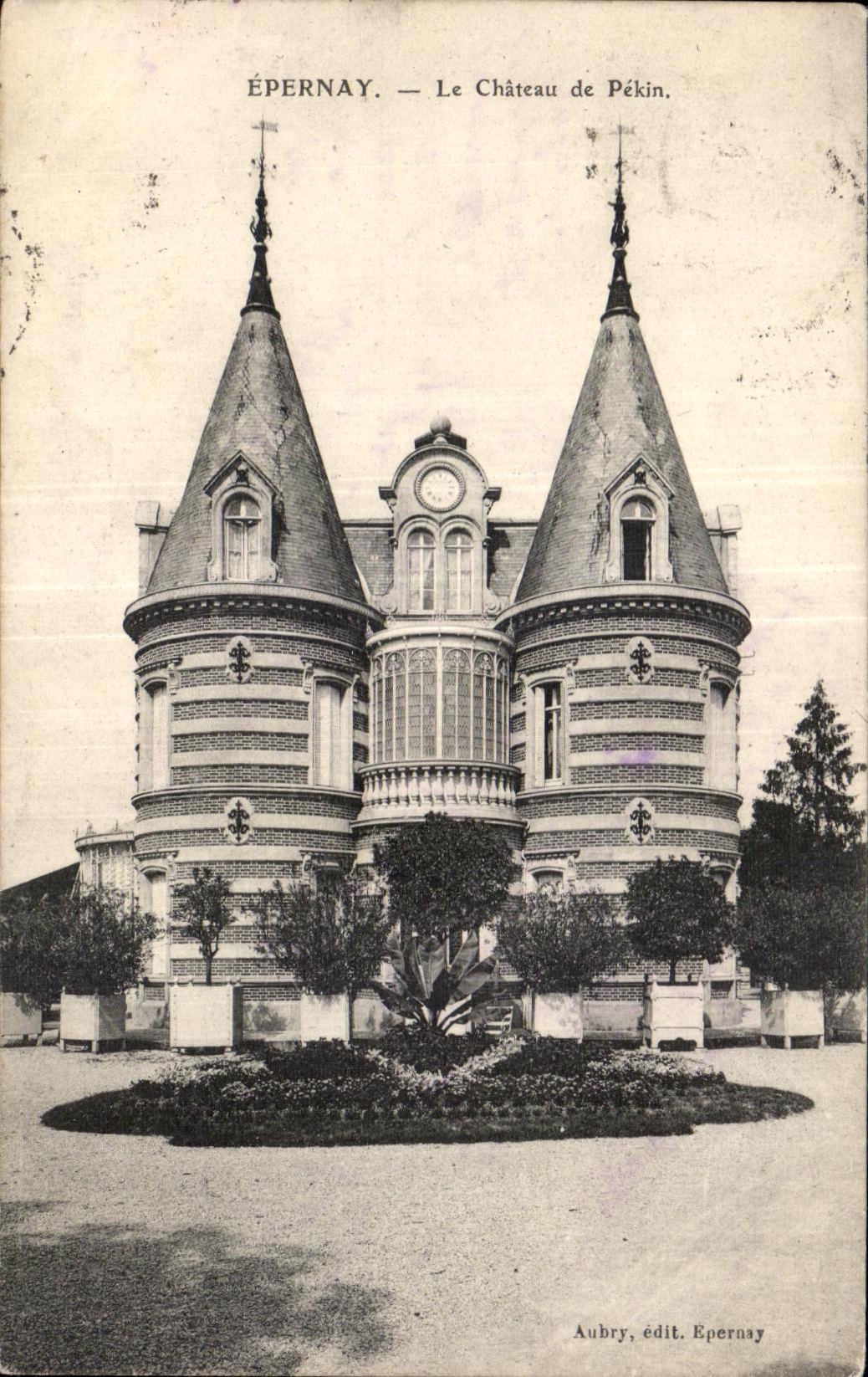 CPA Epernay Le Chateau de Pekin Beijing Chine China