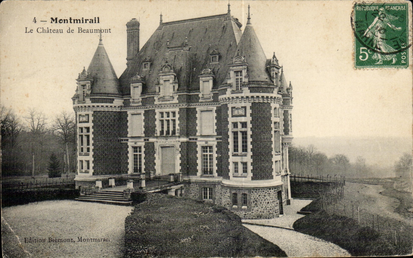 CPA Montmirail Le Chateau de Beaumont