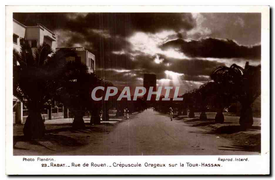 CPA Rabat Rue de Rouen Crepuscule Orageux sur la Tour Hassan