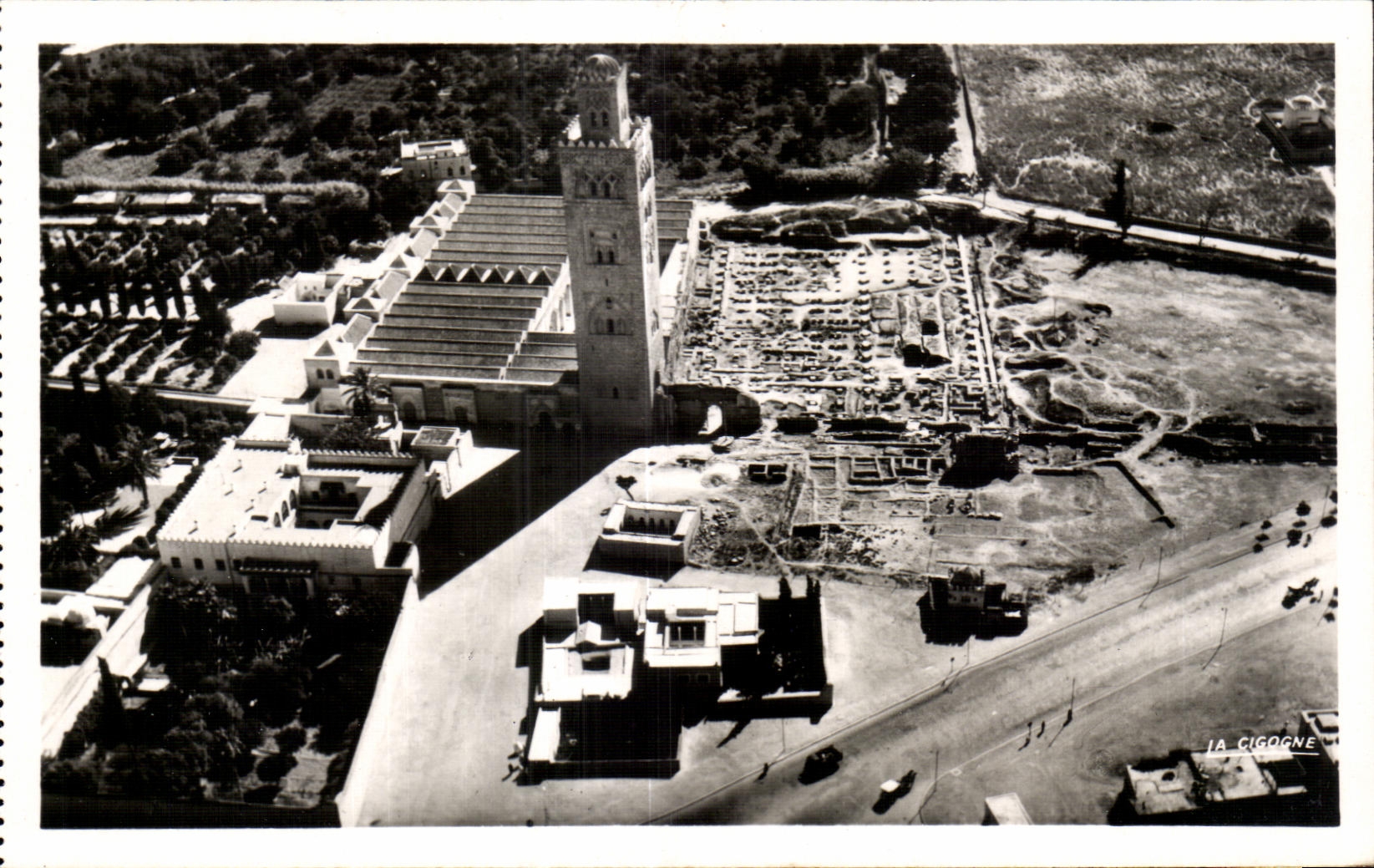 CPA Maroc Marrakech Vue aerienne de la Koutoubia