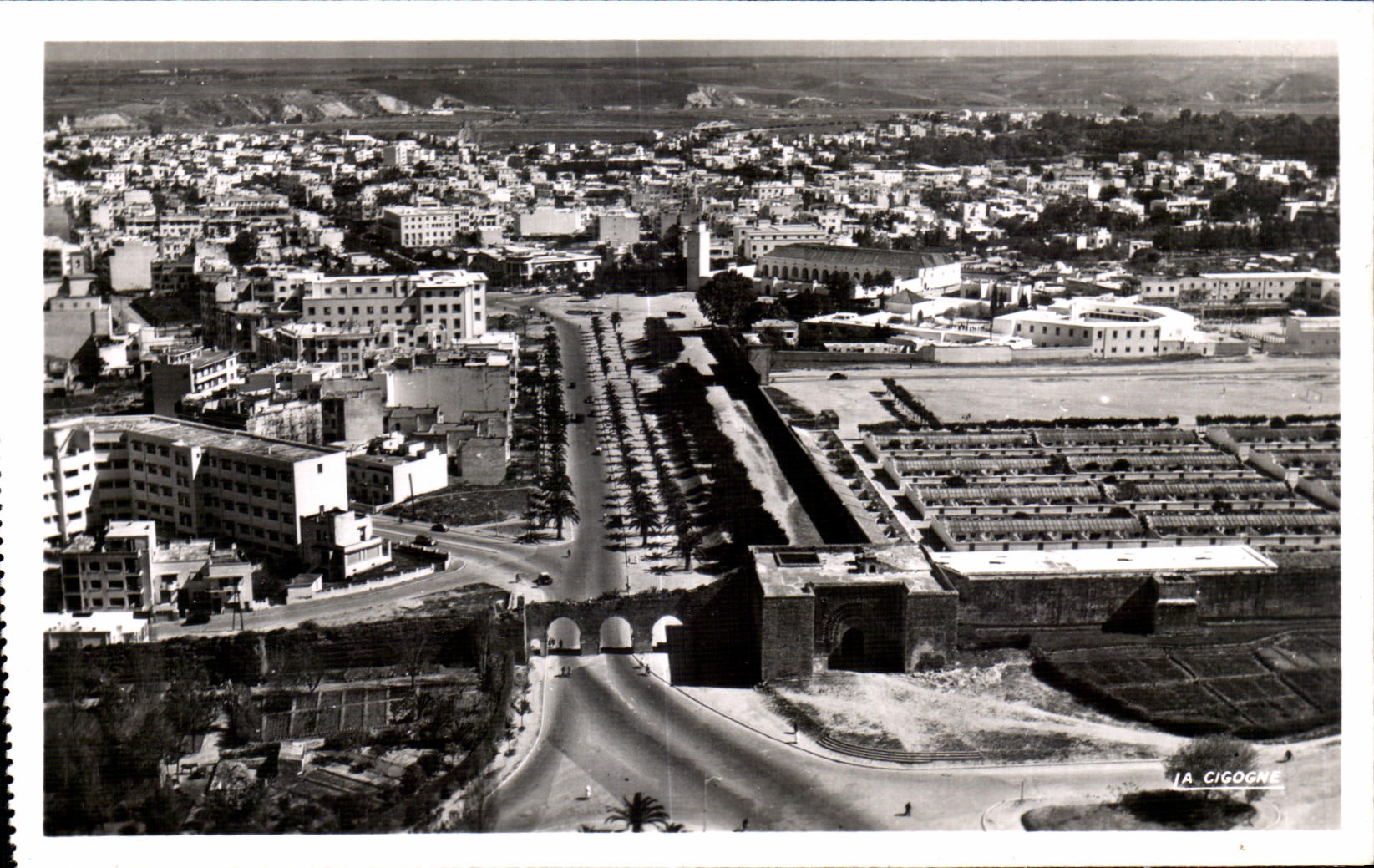 CPSM Maroc Rabat Les trois portes et quartier de la Residence