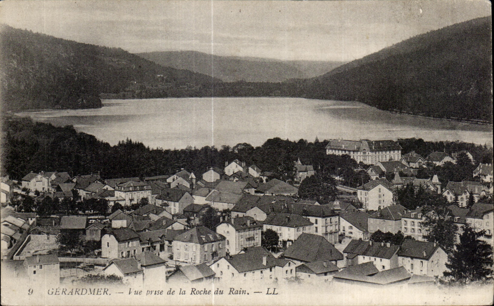 Gerardmer Vue orise de la Roche du Rain