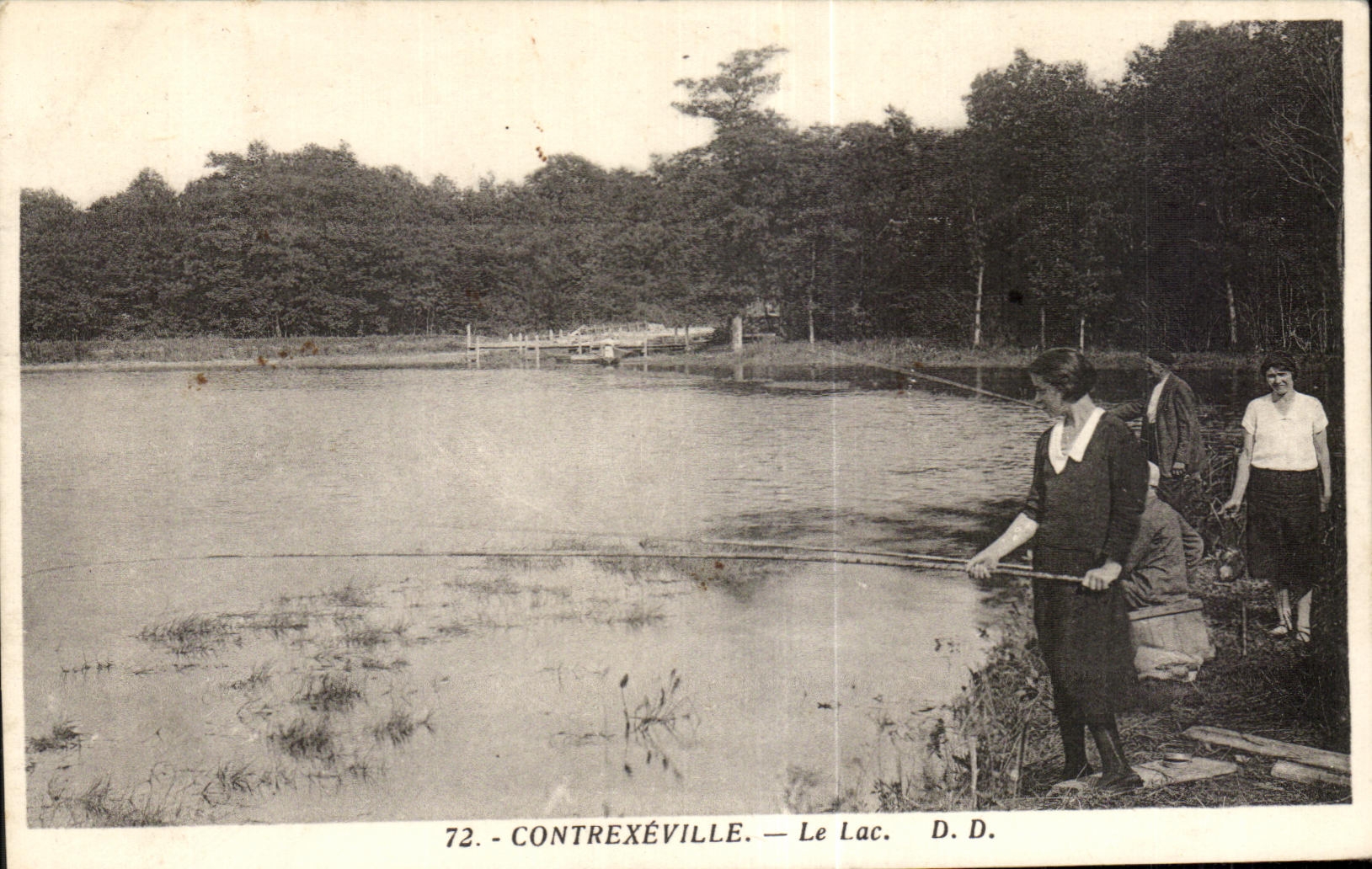 CPA Contrexeville Le Lac pecheurs