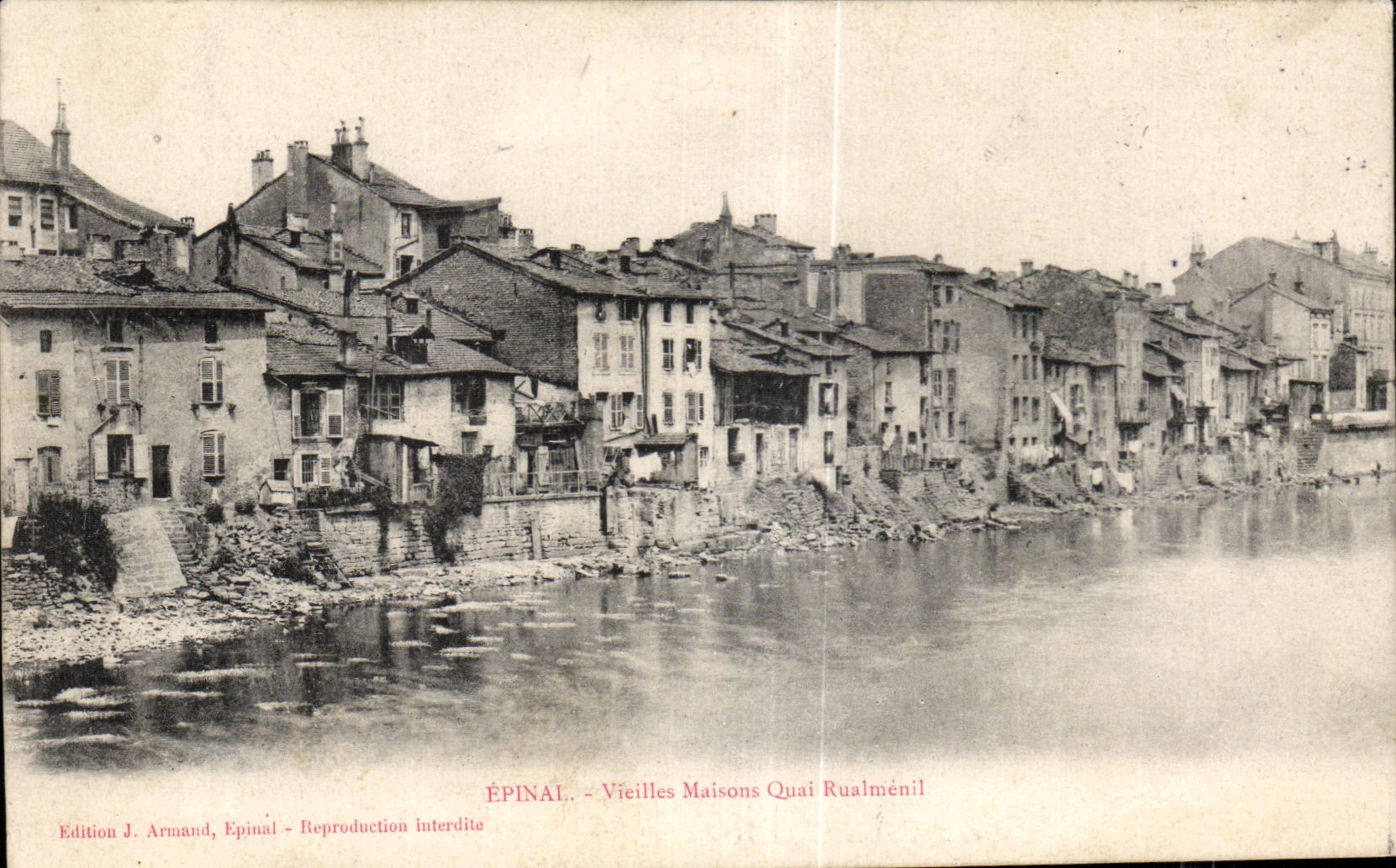 CPA Epinal Vieilles Maisons Quai Rualmenil 