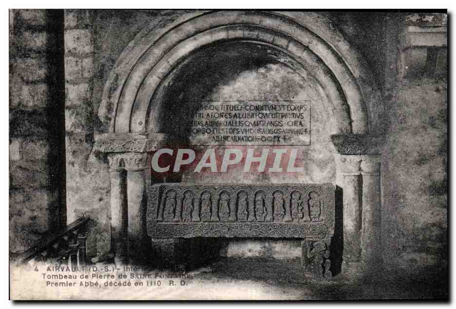CPA Airvault Interieur Tombeau de Pierre de Saine Fontate Premier Abbe decede en