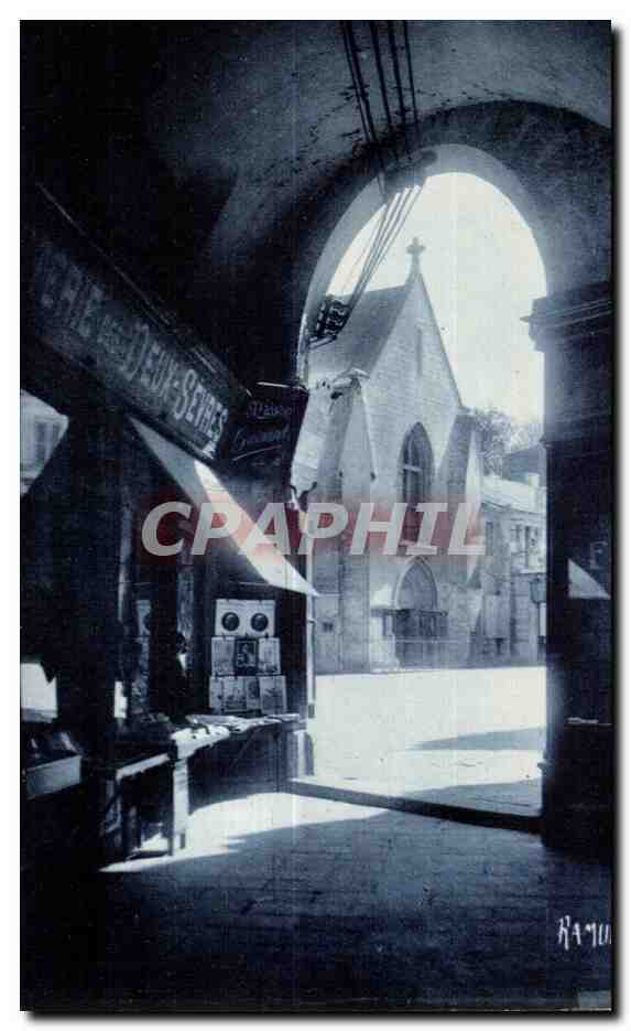 CPA Niort Etude du Temple sous le Passage