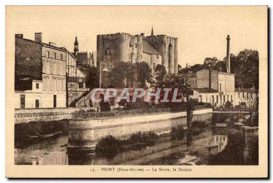 Niort (Deux-Sèvres) — La Sèvre, le Donjon