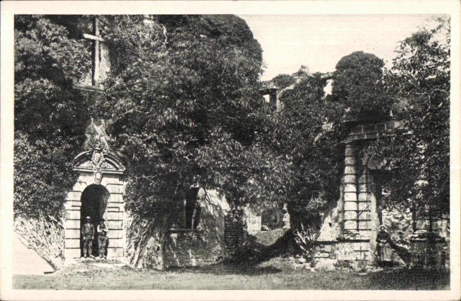 CPA Parthenay Environs de Ruine du Chateau de la Meilleraye 1620 1630 