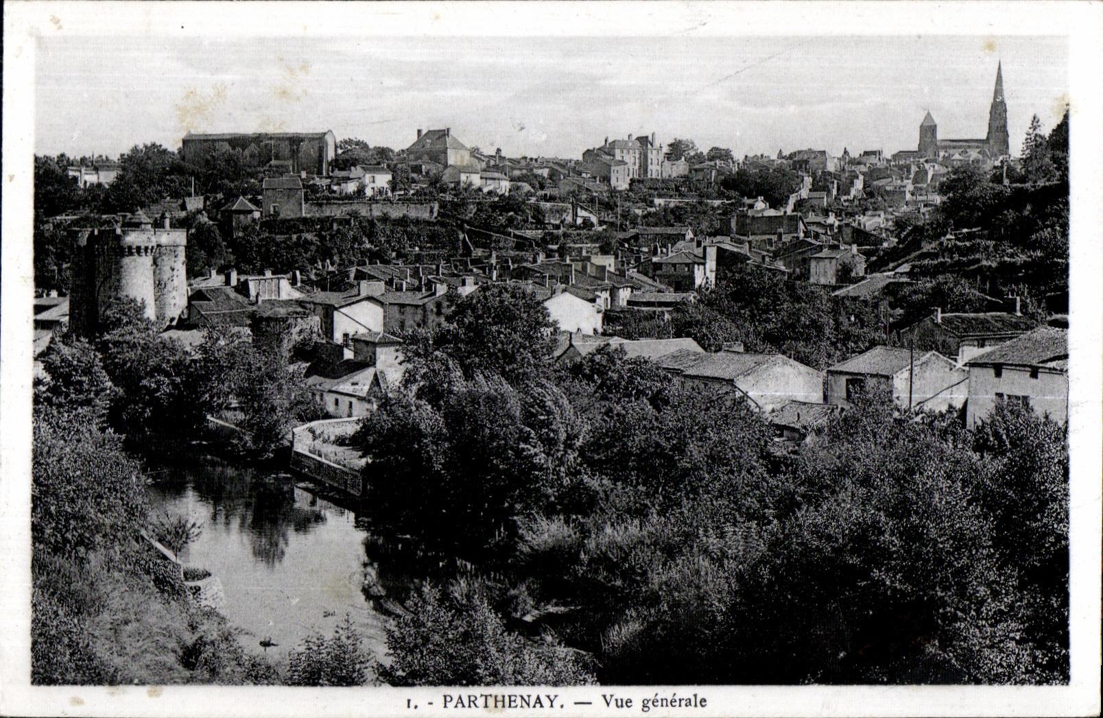 Parthenay — Vue générale — G. Artaud, édit., Nantes