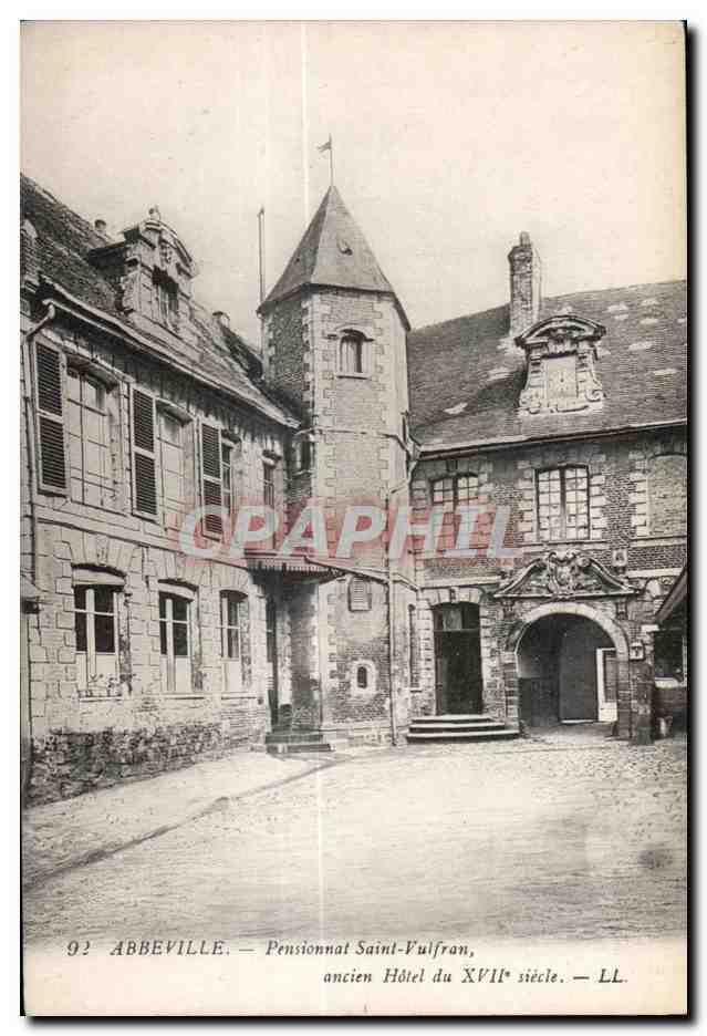 Abbeville - Pensionnat Saint Vufran - CPA