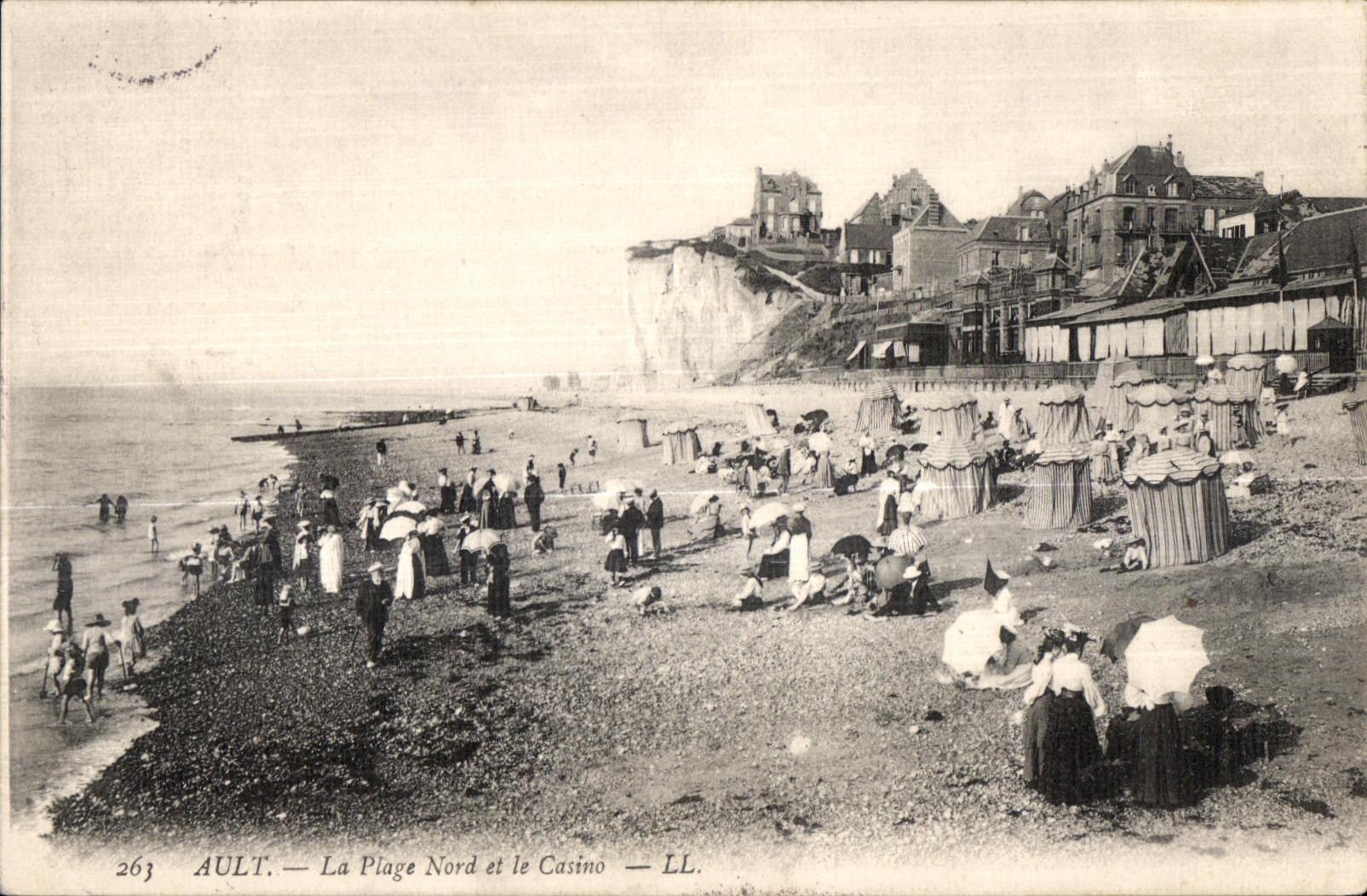 CPA Ault La Plage Nord et le Casino