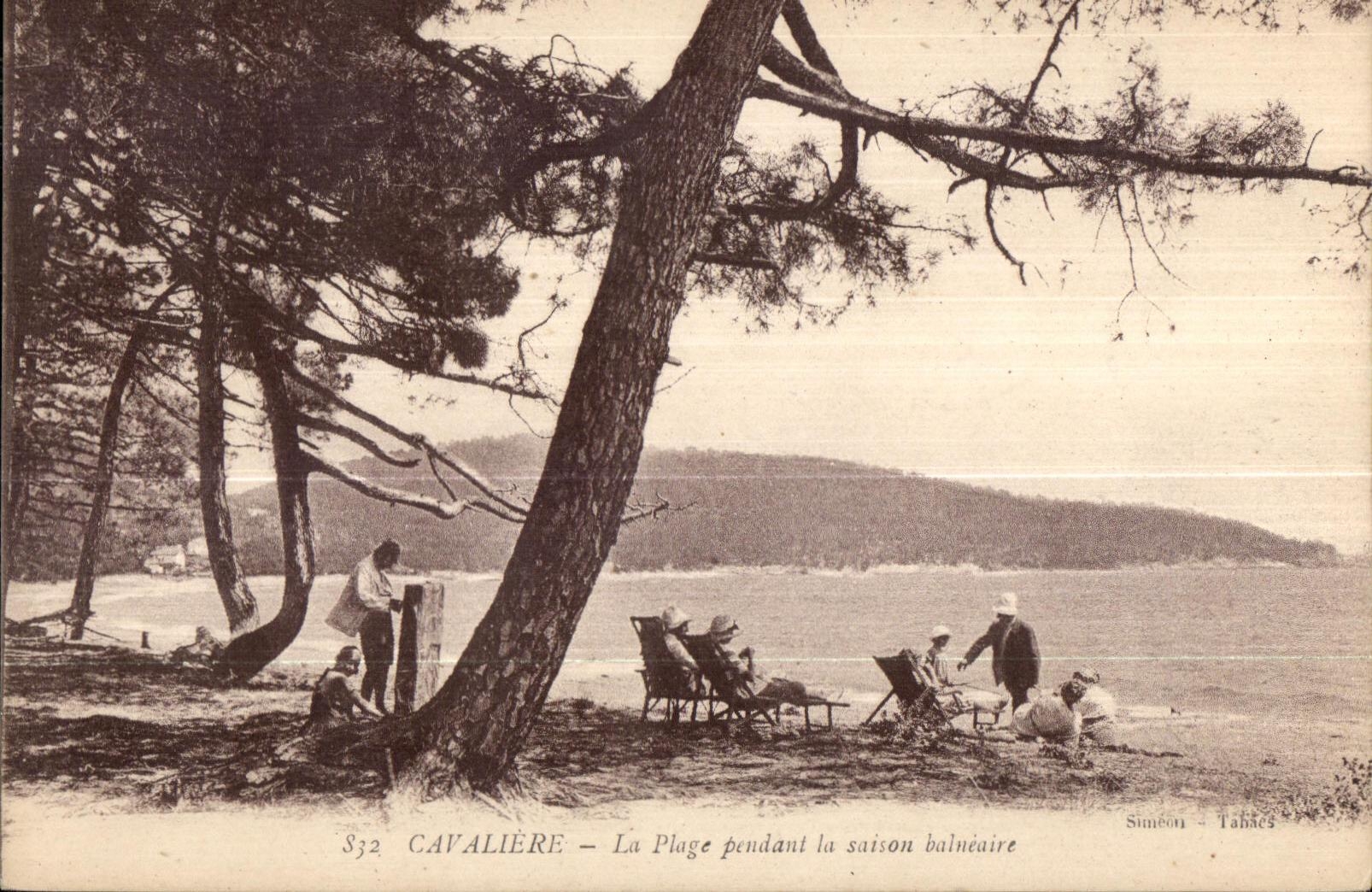 Cavaliere - La Plage pendant la saison balneaire - CPA 