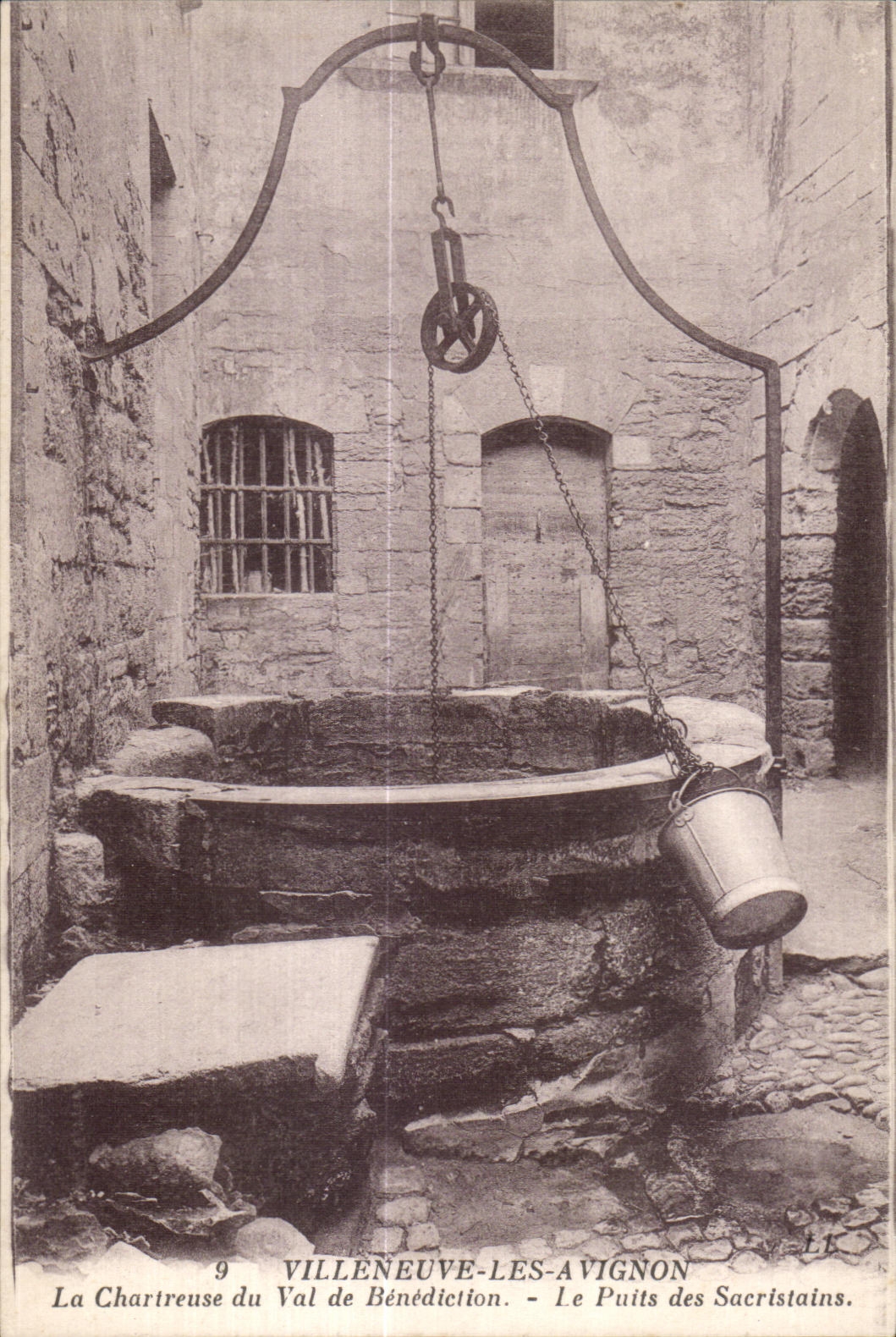 La Chartreuse du Val de Bénédition — Le Puits des Sacristains — Ville neuve-les-Avignon