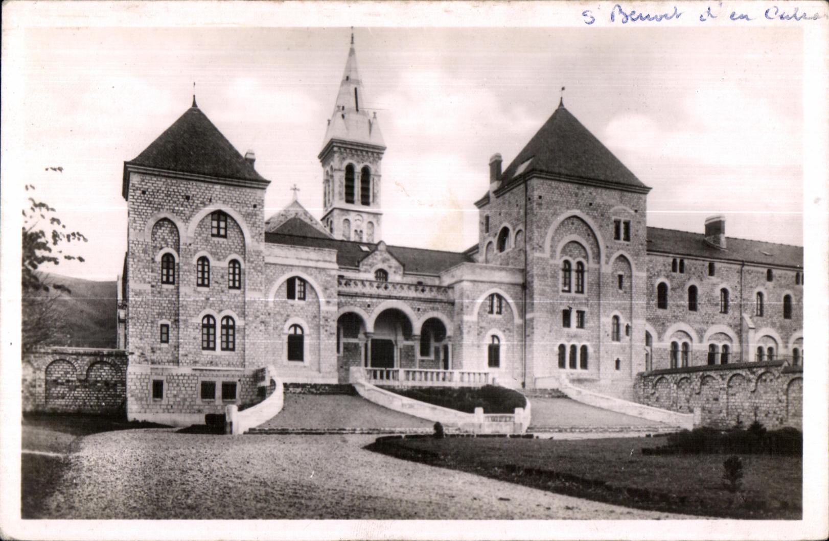 CPA Dourgne Tarn Abbaye de Ste Scholastique Entree