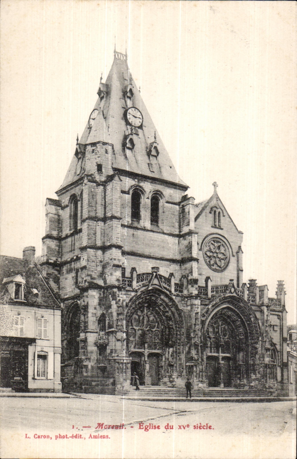 CPA Moreuil Eglise du XVe Siecle