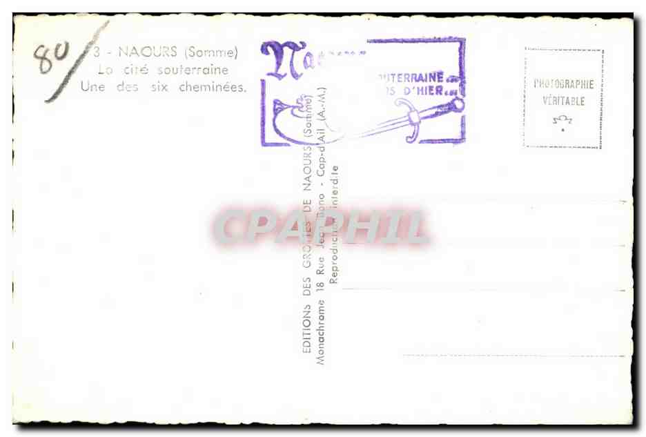 CPA (Somme) La cite souterraine Une des six cheminees — Back